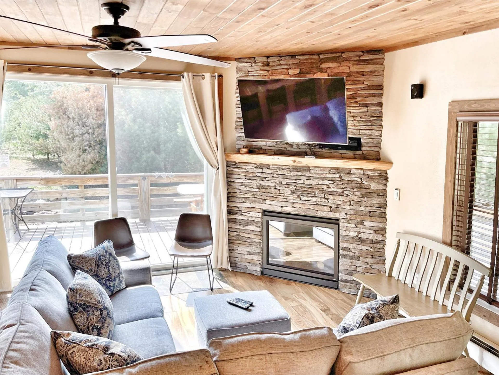 TV and multimedia in Whiteface Mountain Chalet