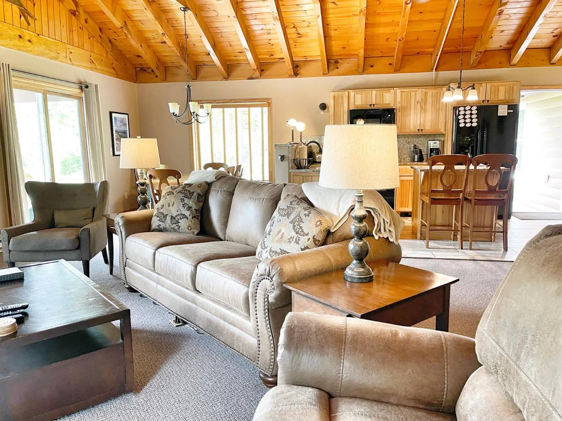 Living room in Esther Mountain Chalet