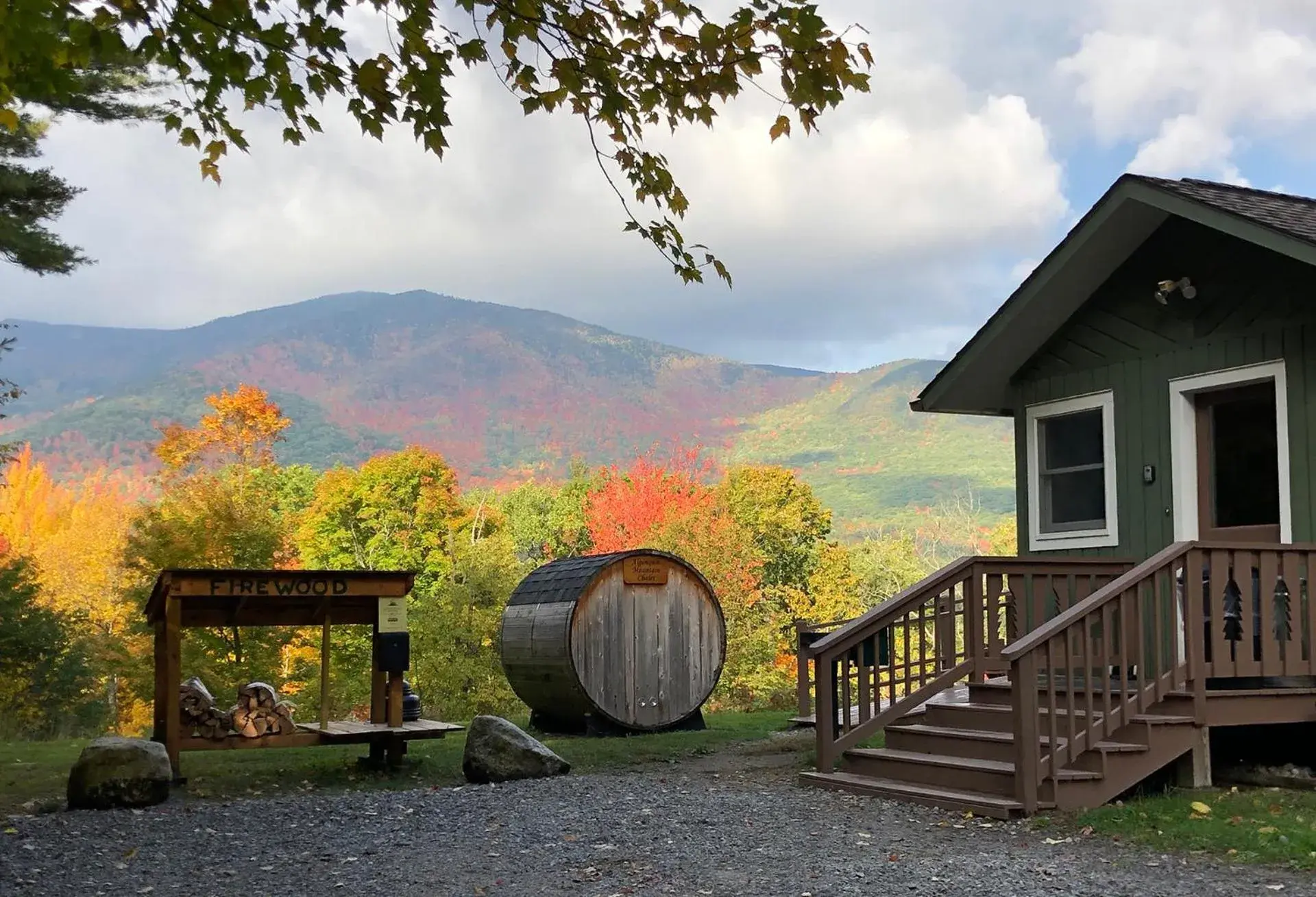 Algonquin Mountain Chalet Algonquin Mountain Chalet