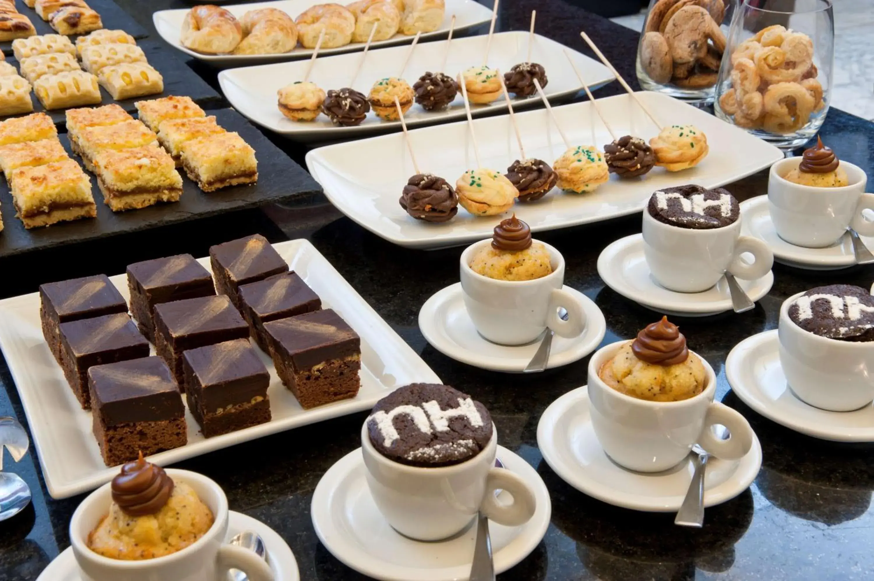 Breakfast in NH Buenos Aires Tango Breakfast in NH Buenos Aires Tango