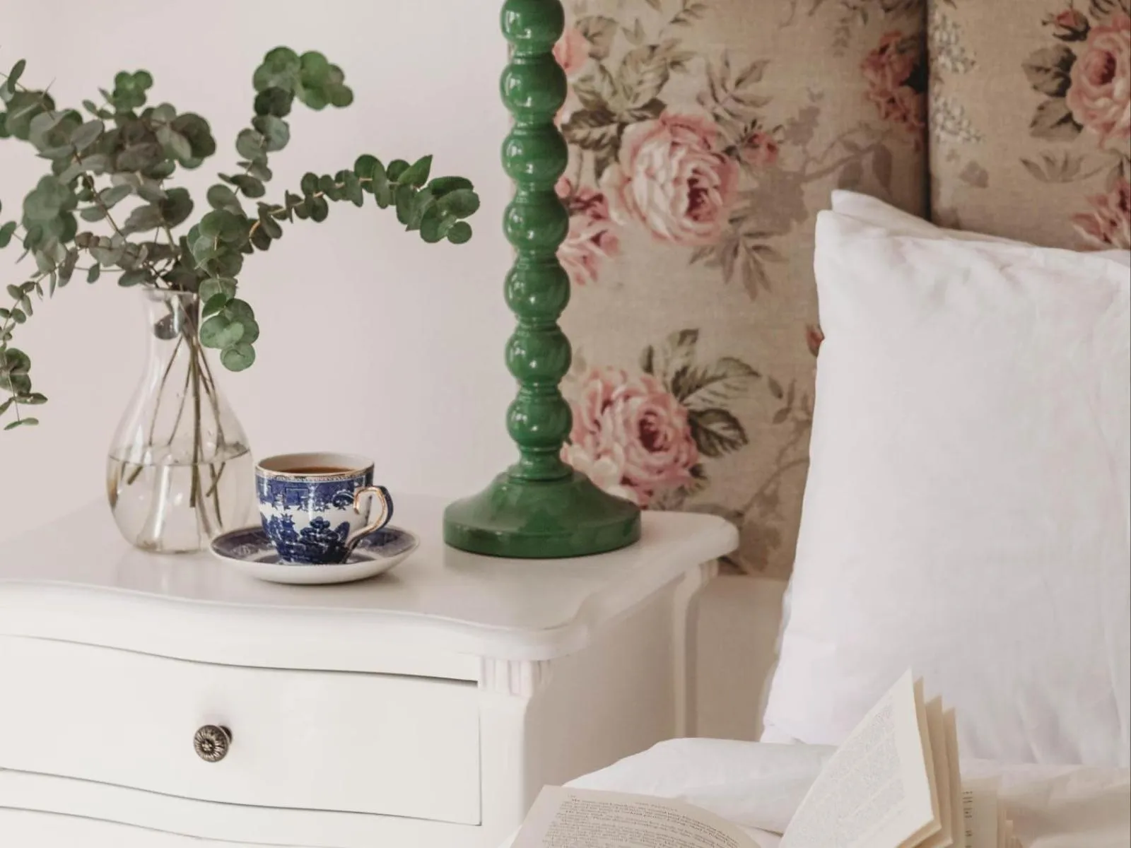 Decorative detail, Bed in Le Petit Paris