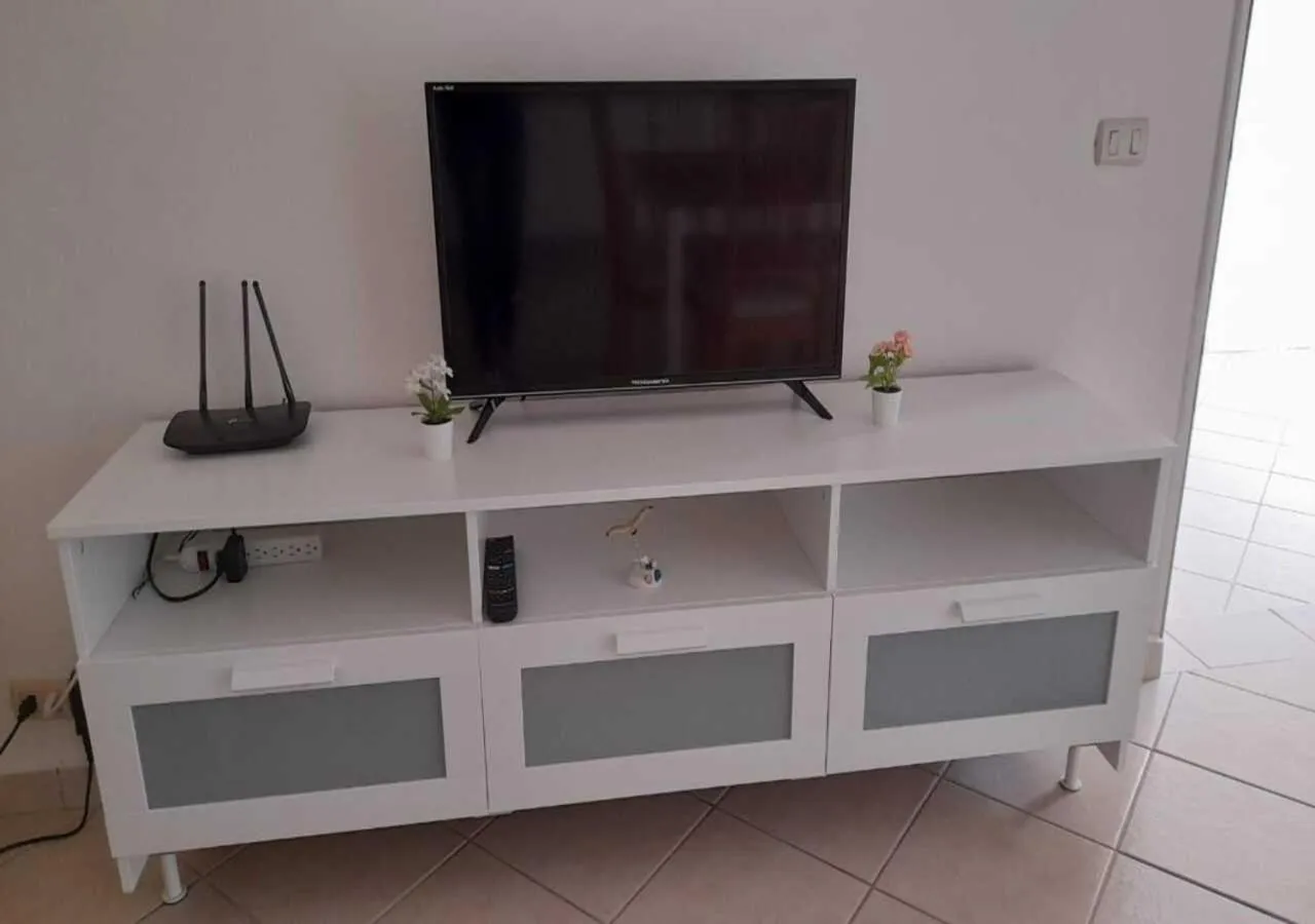 Communal lounge/ TV room in Tamarindo