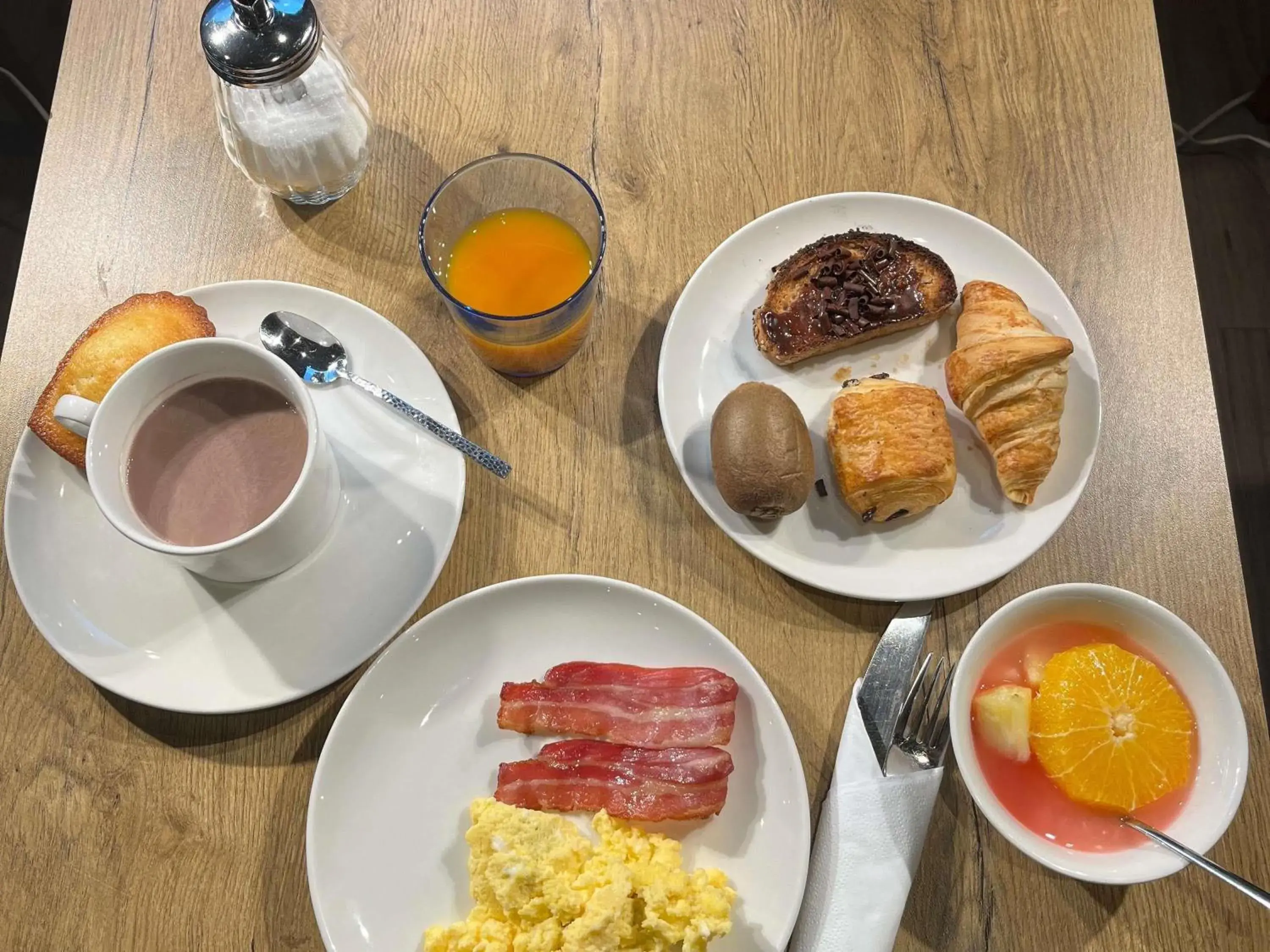 Restaurant/places to eat in Ibis Avranches Baie du Mont-Saint-Michel Restaurant/places to eat in Ibis Avranches Baie du Mont-Saint-Michel