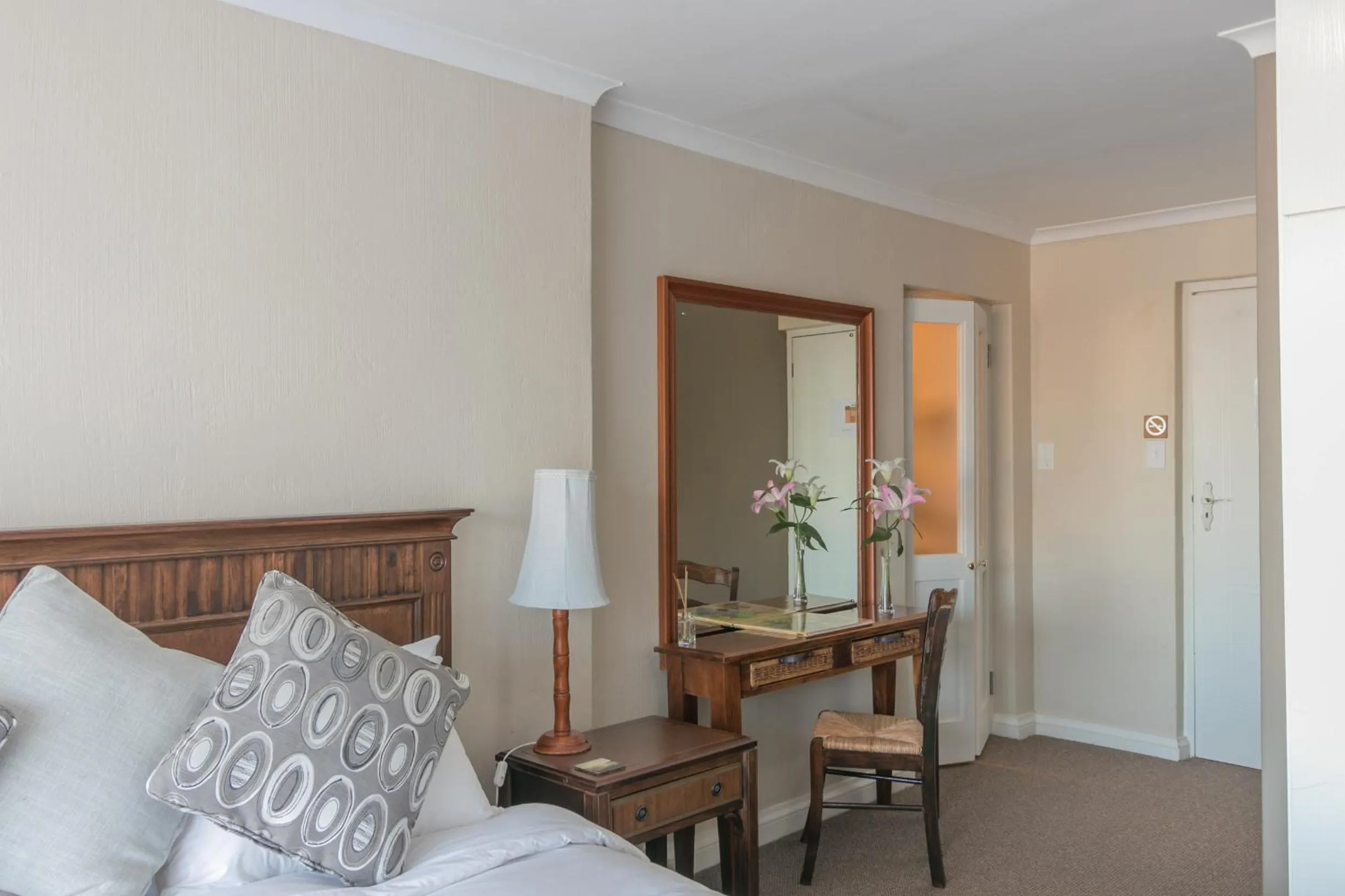 Bedroom, Bed in Villa Castollini