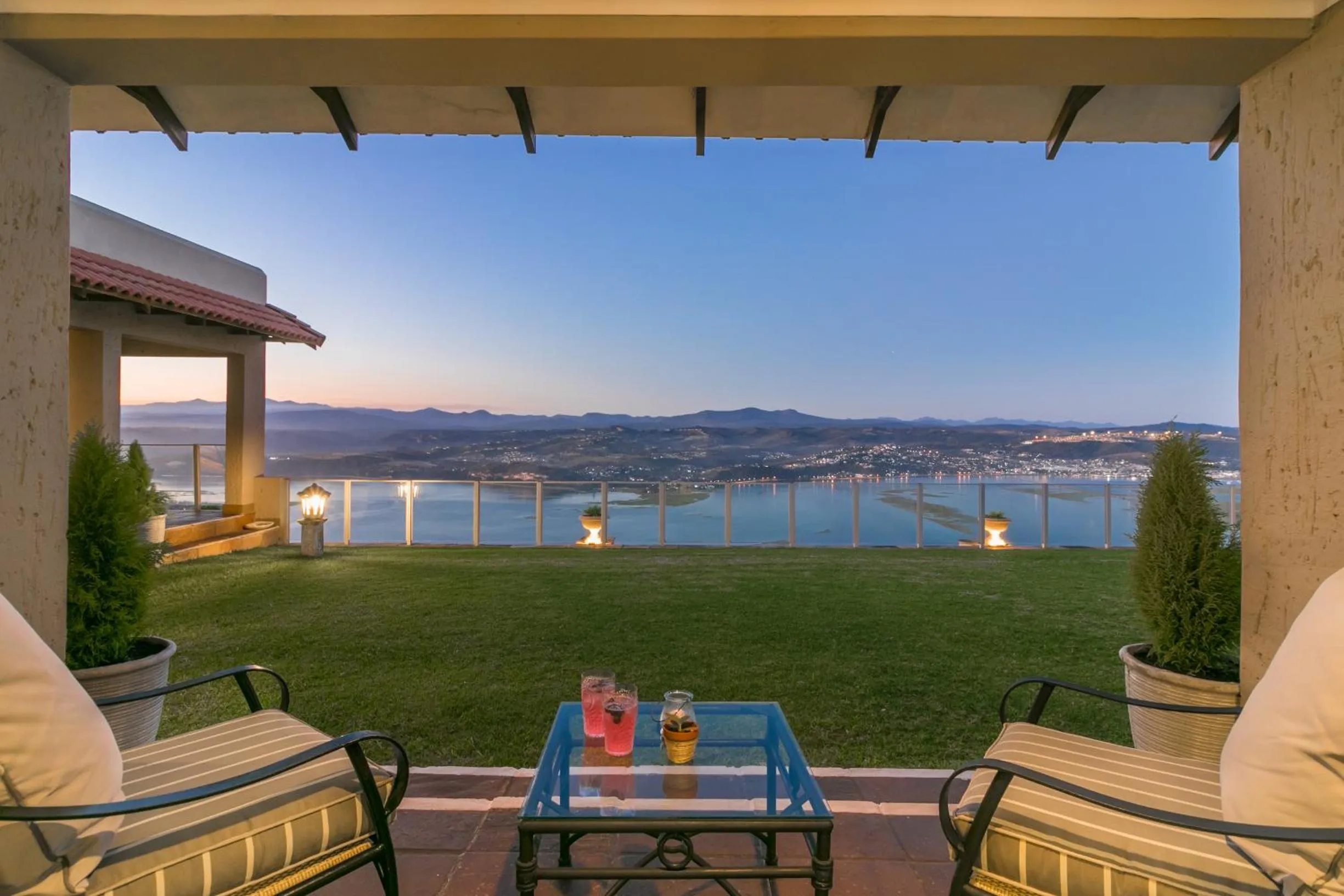 Lake view in Villa Castollini