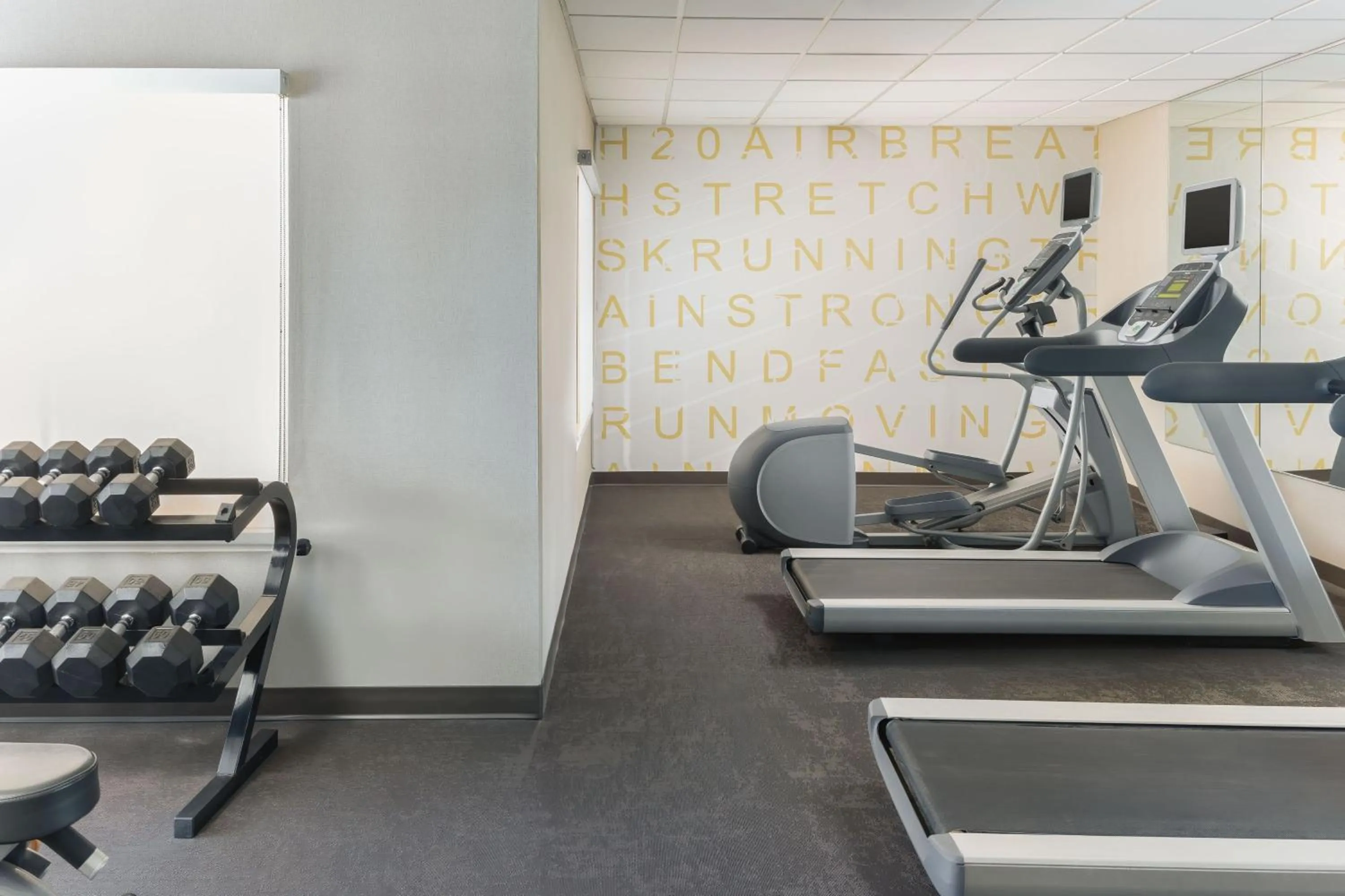Fitness centre/facilities in Residence Inn Providence Coventry