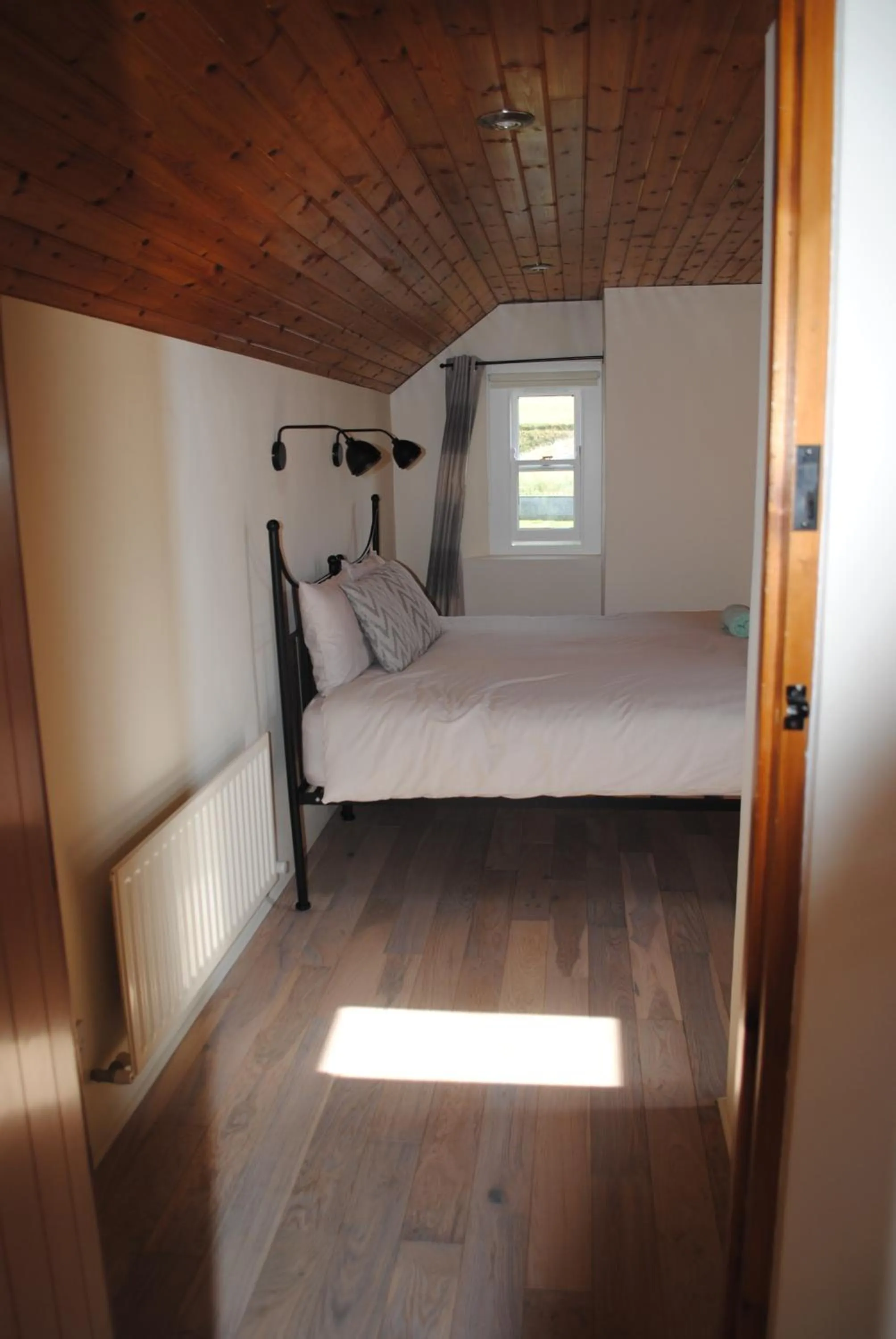 Bed in The Castle Bed & Breakfast