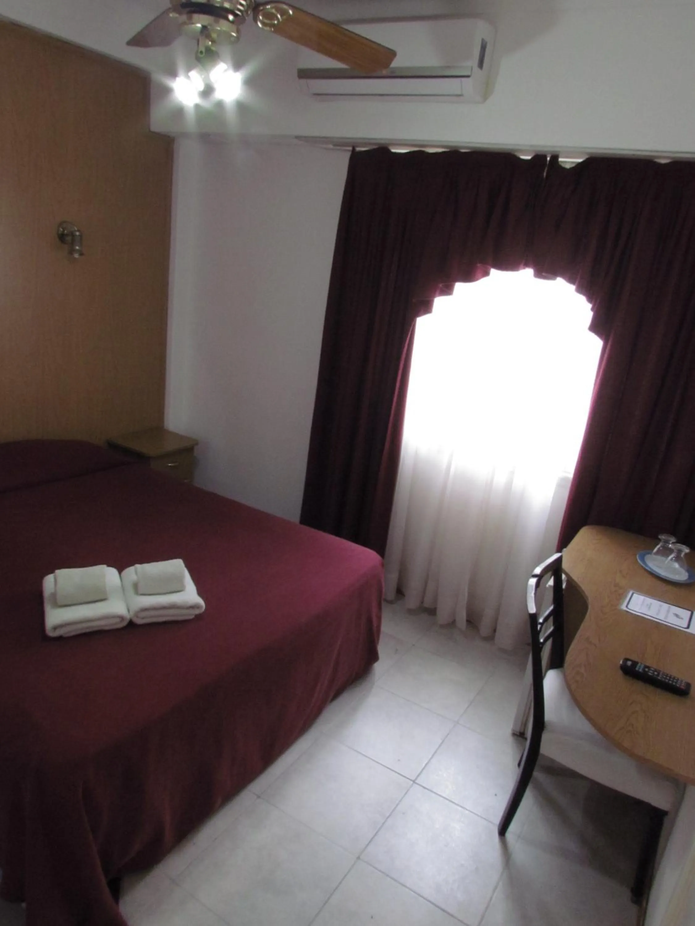 Bedroom, Bed in San Remo Grand Hotel