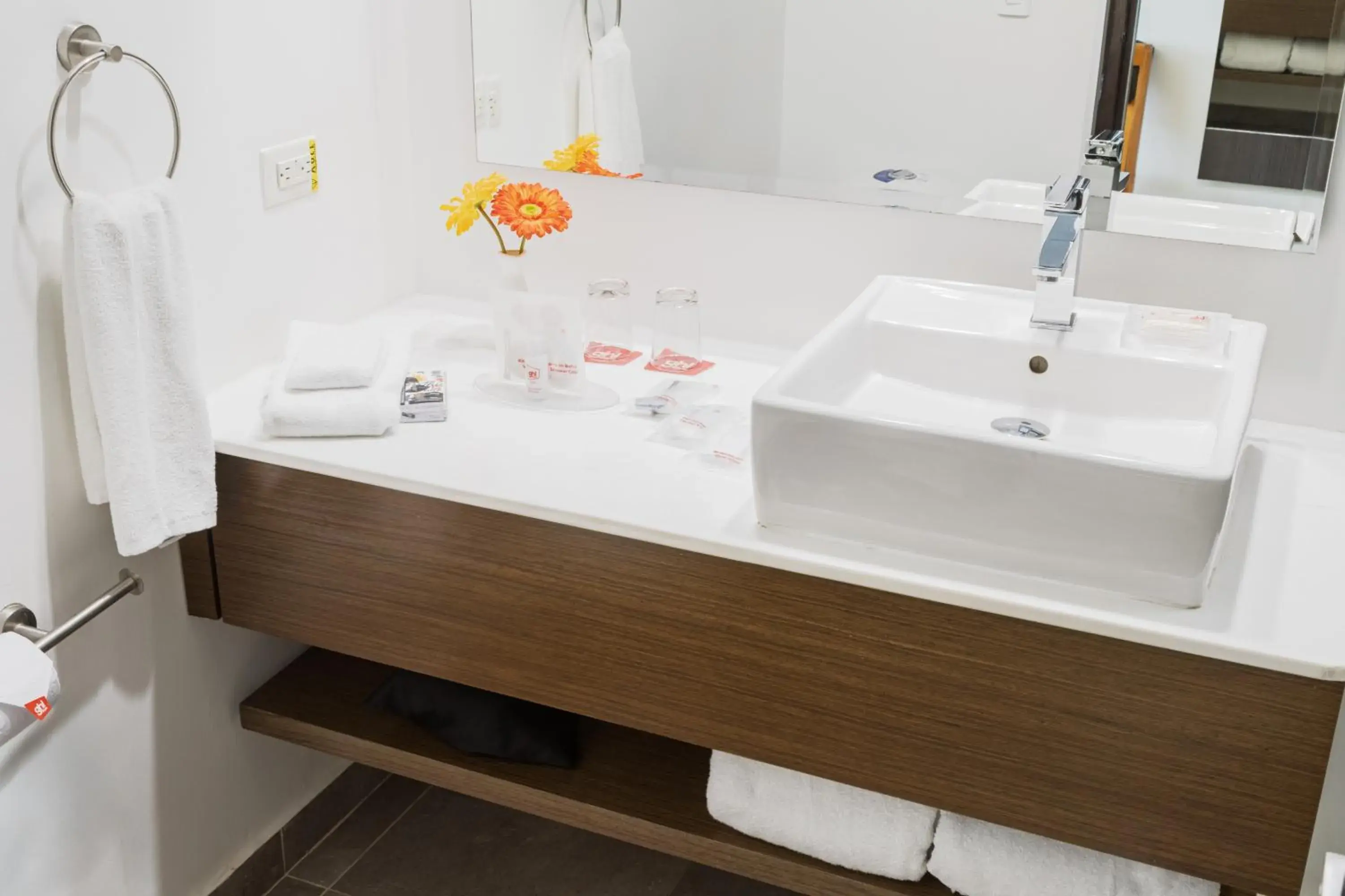 Twin Room - single occupancy - Non-Smoking in GHL Style Barrancabermeja Twin Room - single occupancy - Non-Smoking in GHL Style Barrancabermeja