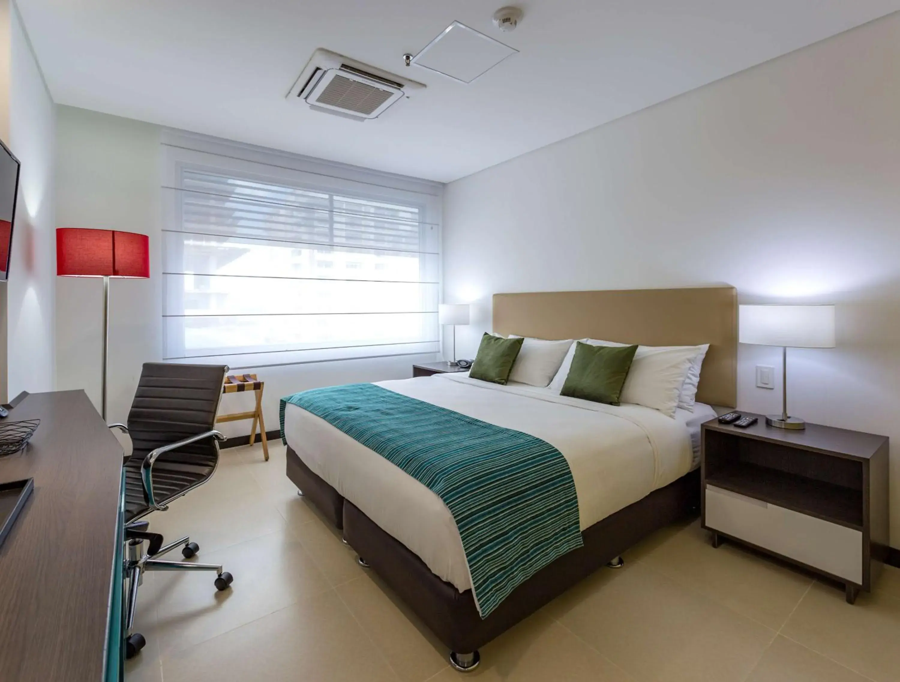 King Room - single occupancy - Non-Smoking in GHL Style Barrancabermeja King Room - single occupancy - Non-Smoking in GHL Style Barrancabermeja