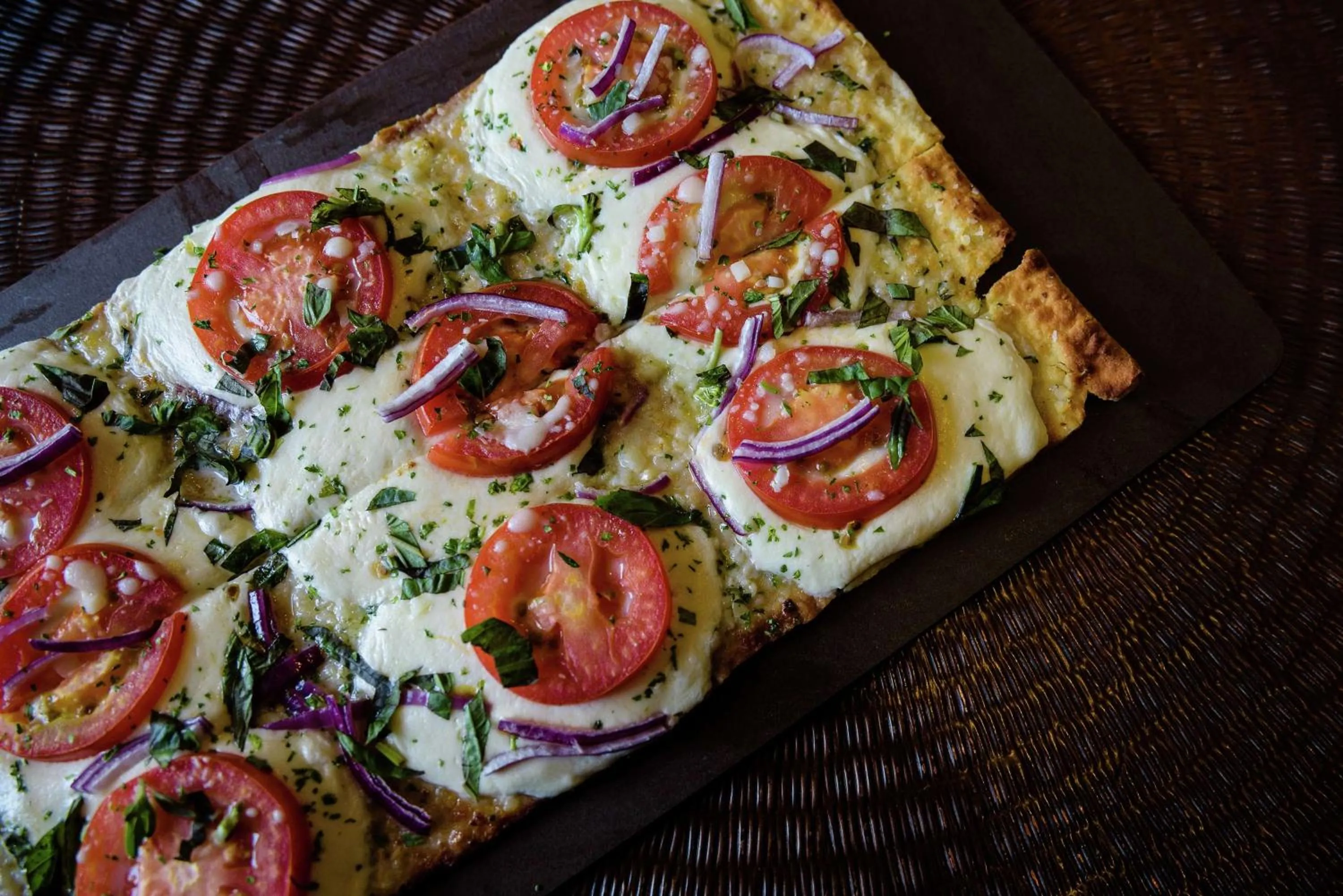 Restaurant/places to eat in Embassy Suites by Hilton Minneapolis North