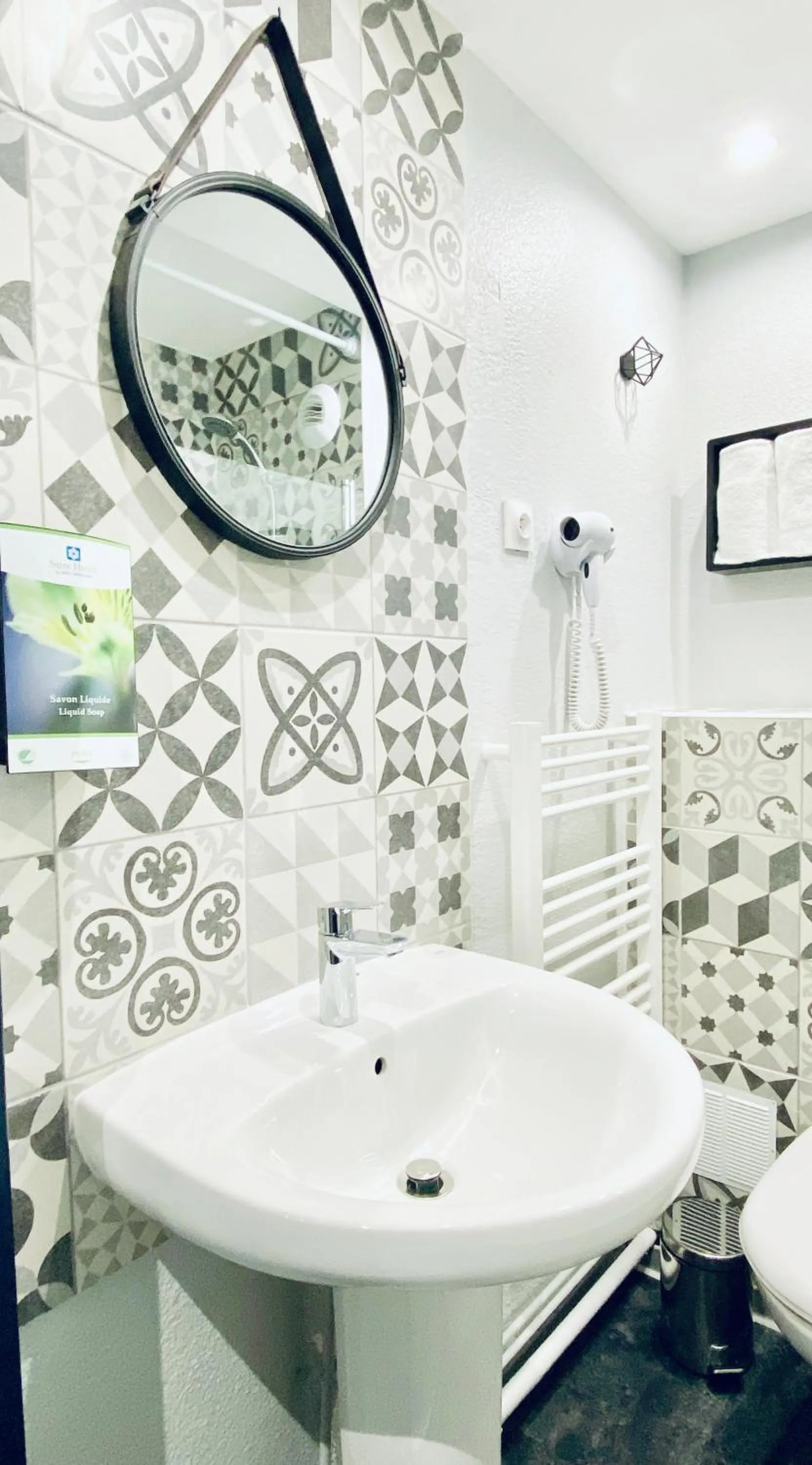 Sure Hotel by Best Western Calais Coquelles Tunnel s/ Manche