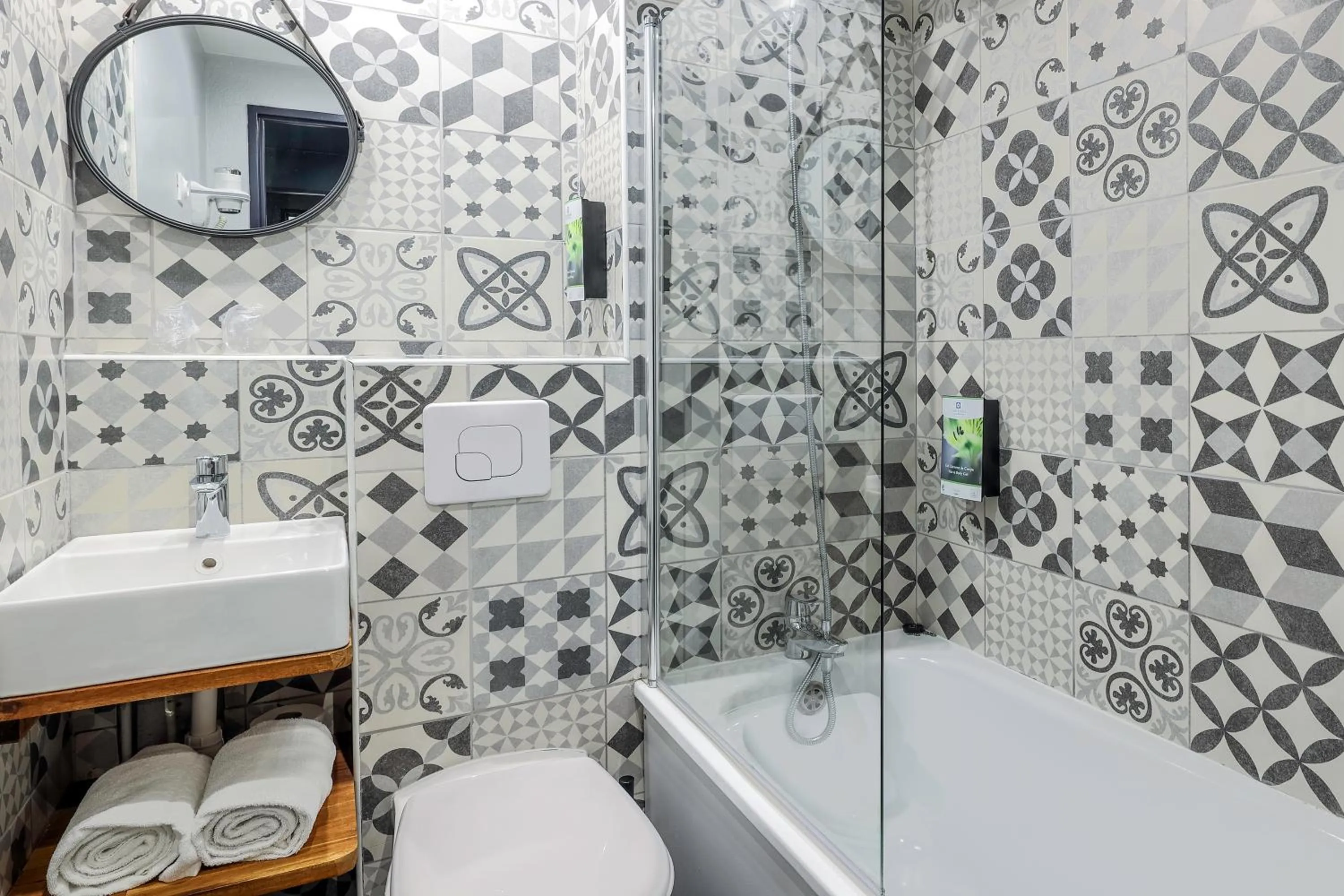 Sure Hotel by Best Western Calais Coquelles Tunnel s/ Manche