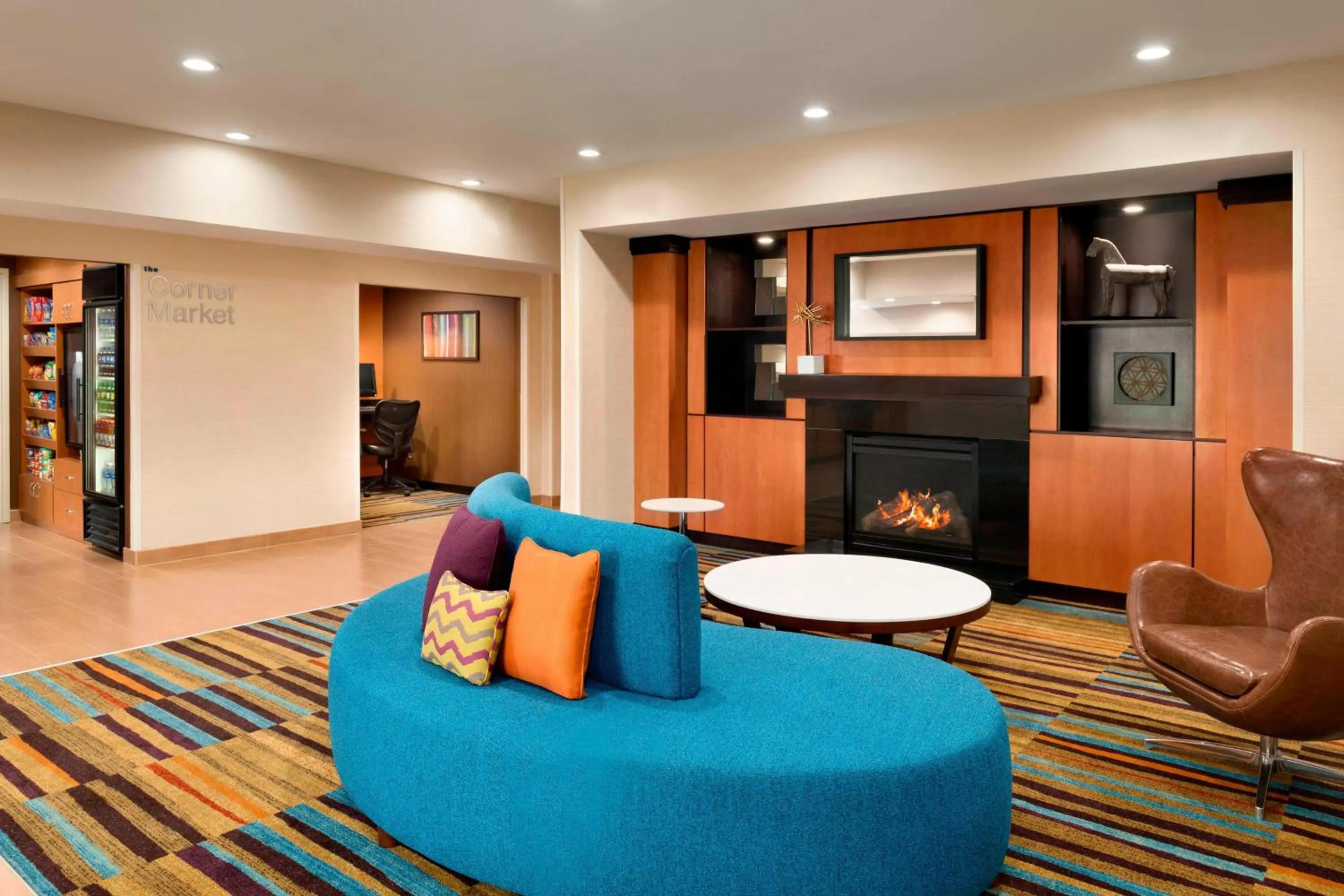 Lobby or reception in Fairfield Inn & Suites Hartford Manchester