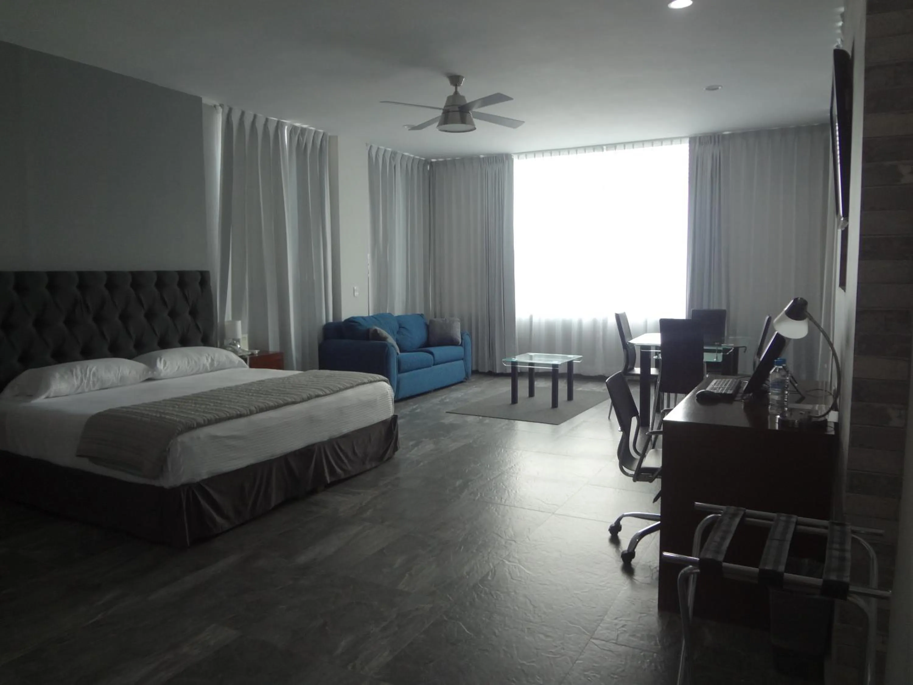 Bed in Hotel Civic Express