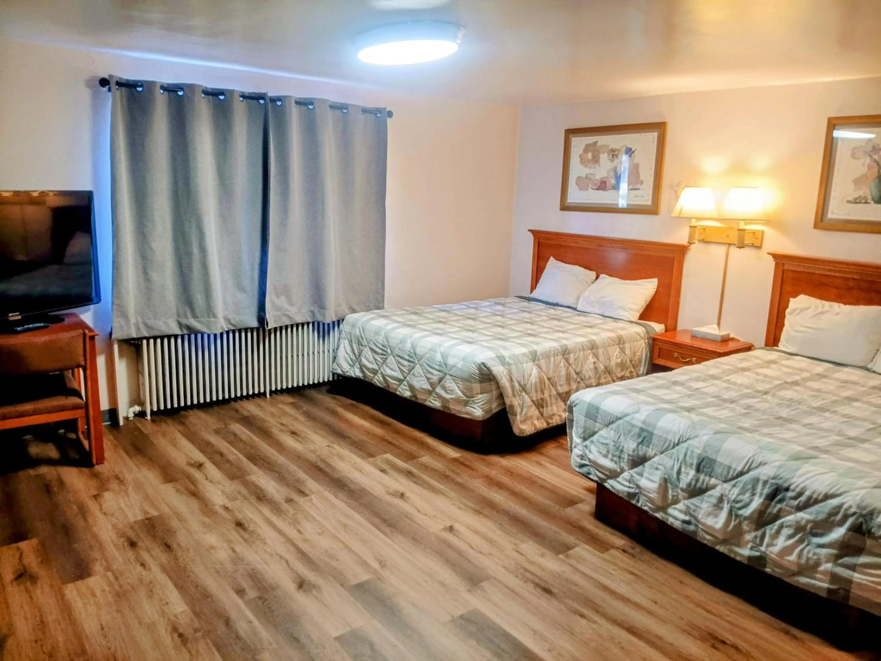 People, Bed in Sands Motel