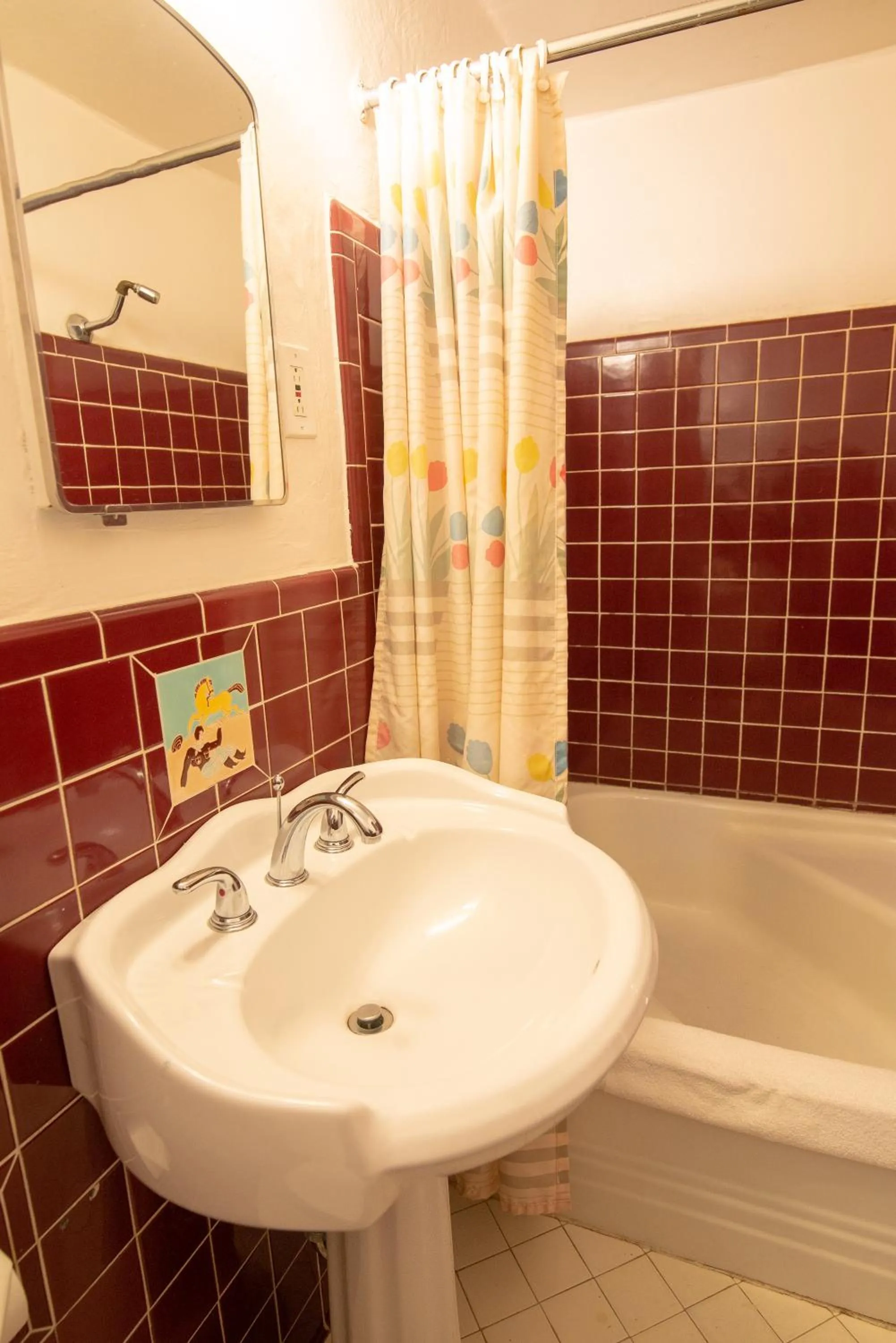 Bathroom in Sands Motel