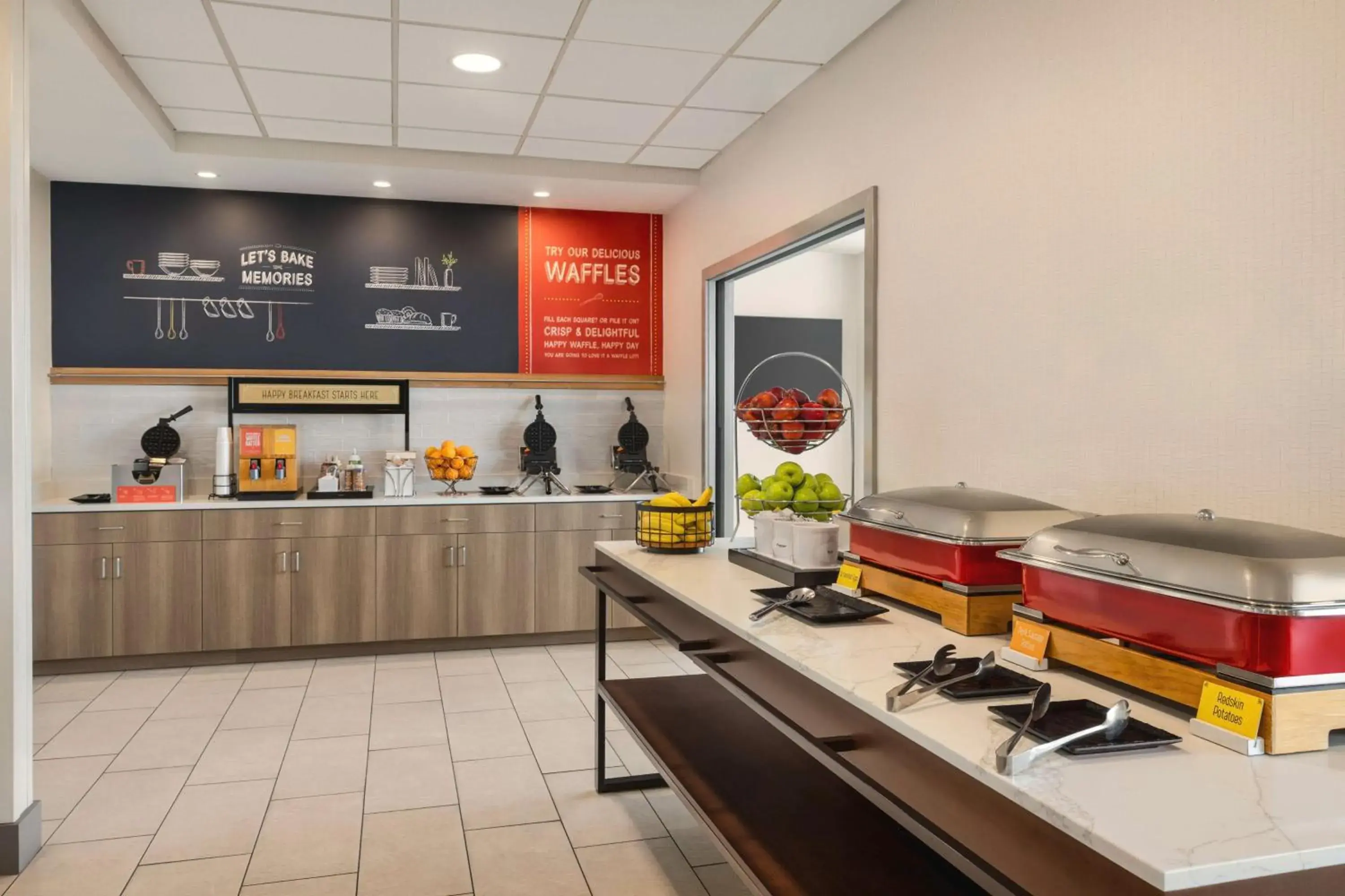 Breakfast in Hampton Inn Virginia Beach-Oceanfront South Breakfast in Hampton Inn Virginia Beach-Oceanfront South