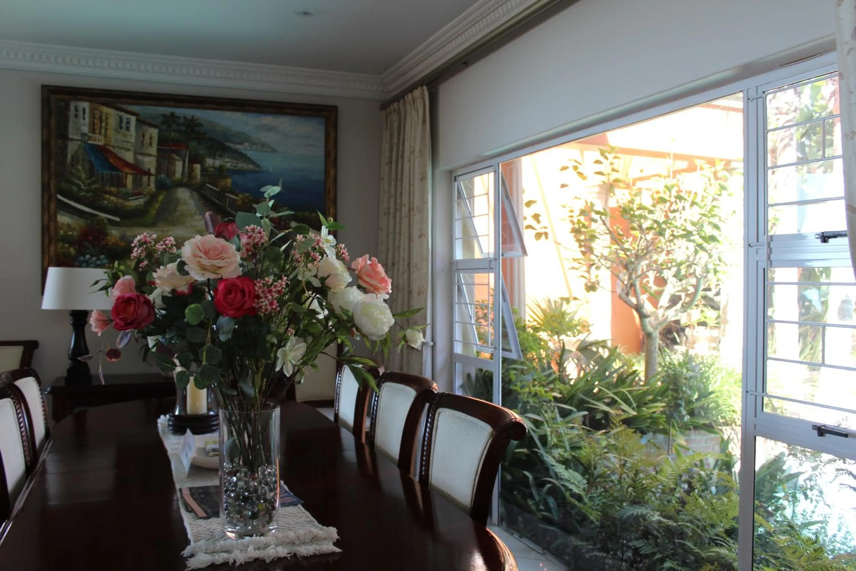 Dining area in Cinnamon House Bed & Breakfast