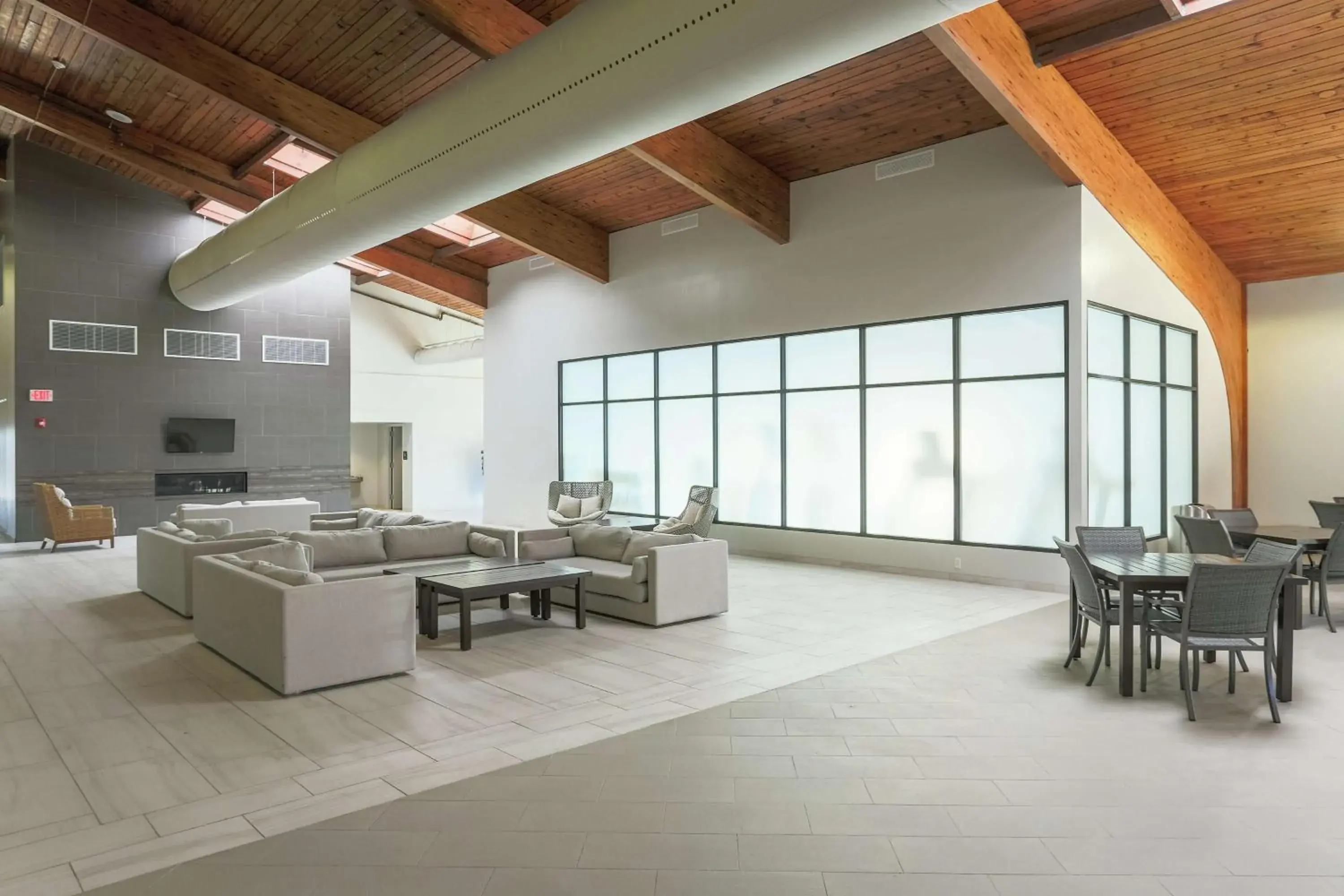 Lobby or reception in Doubletree by Hilton Harrisonburg Lobby or reception in Doubletree by Hilton Harrisonburg