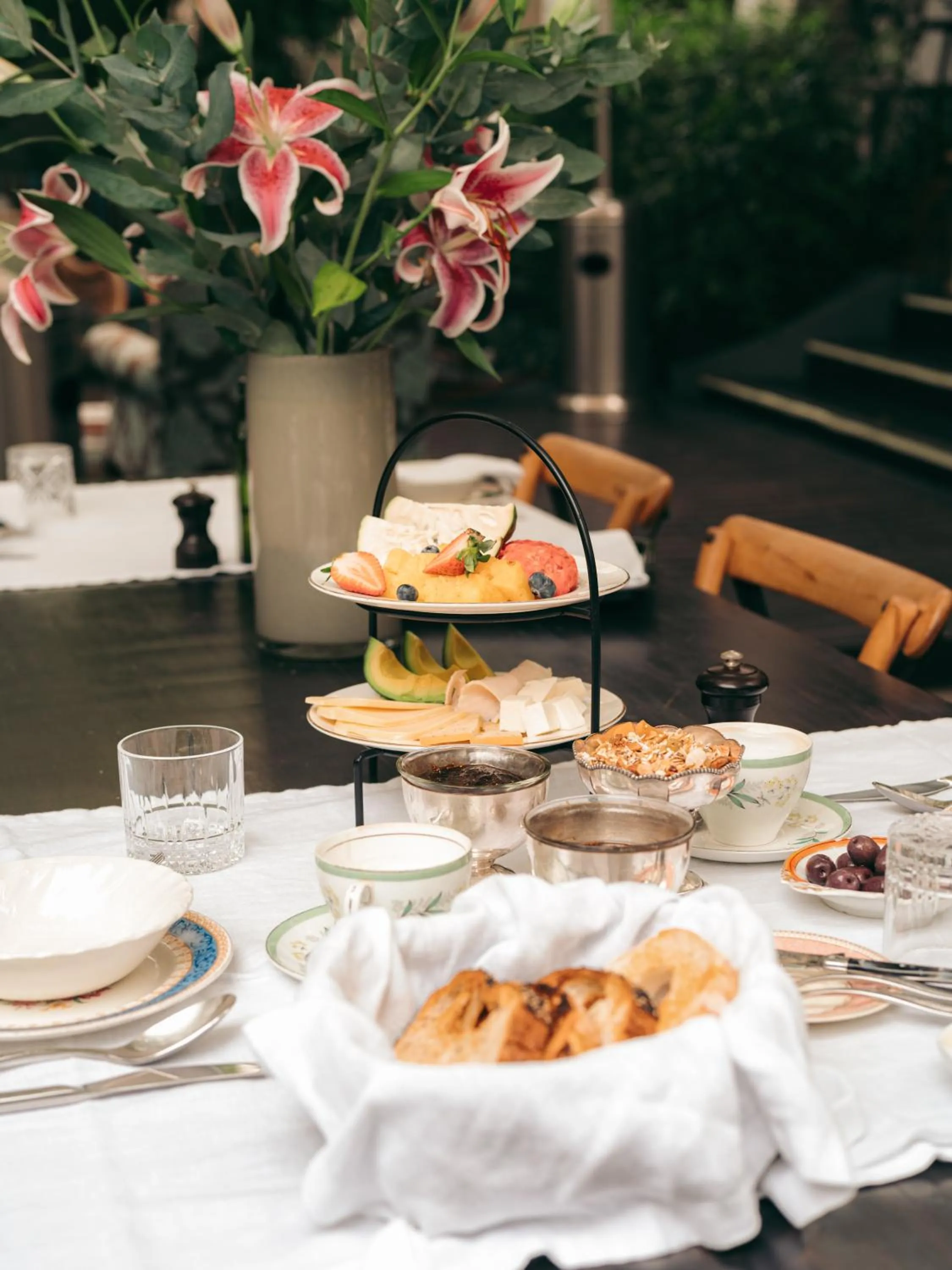 Breakfast in Atemporal by Andean