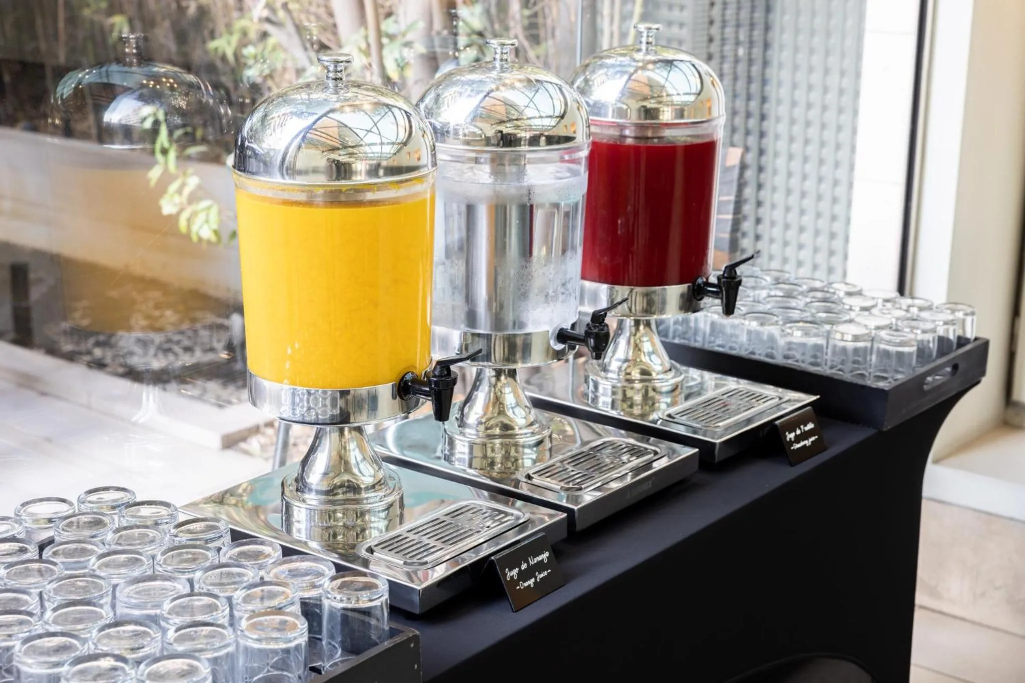 Breakfast in Holiday Inn Express Santiago Las Condes by IHG