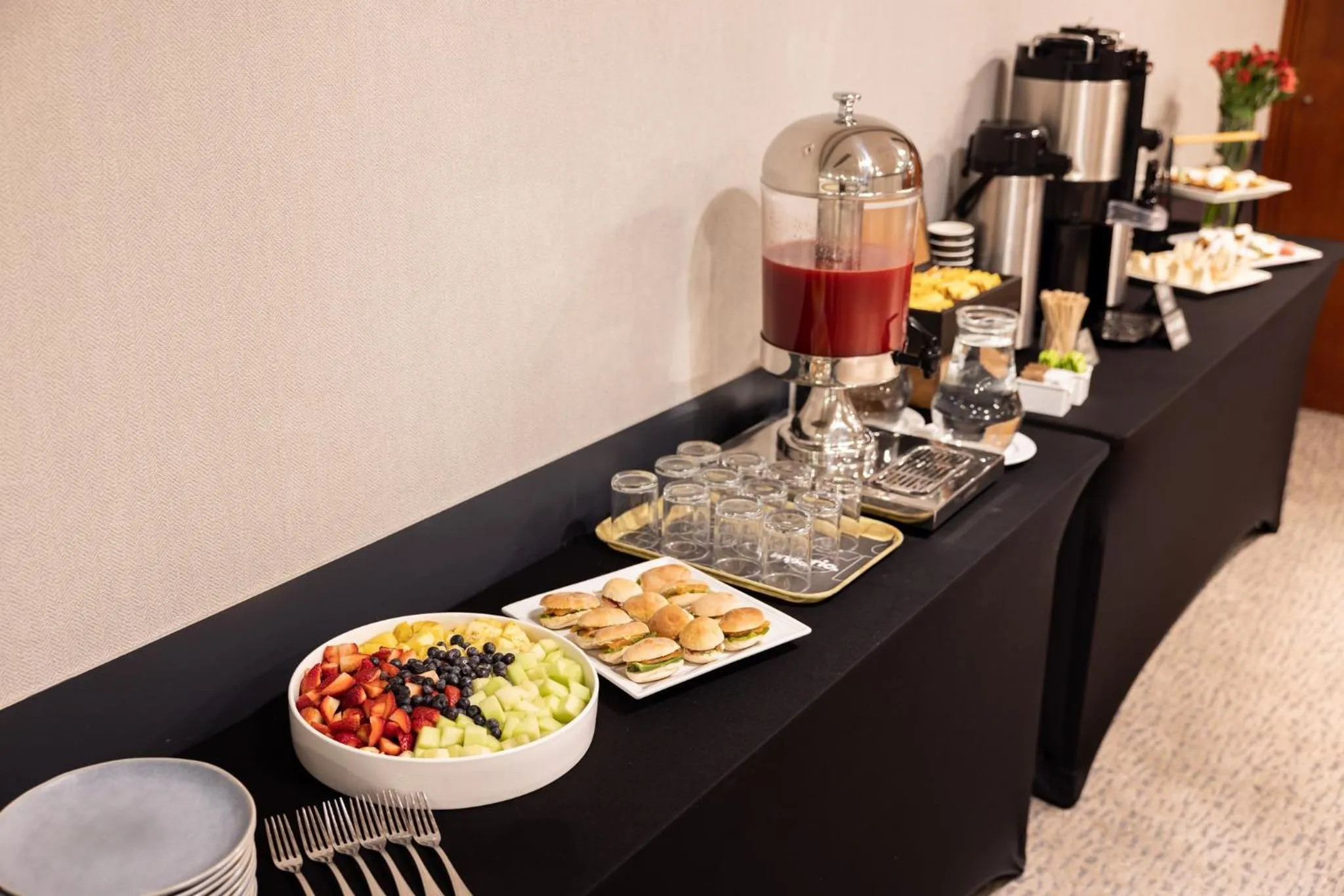 Meeting/conference room in Holiday Inn Express Santiago Las Condes by IHG