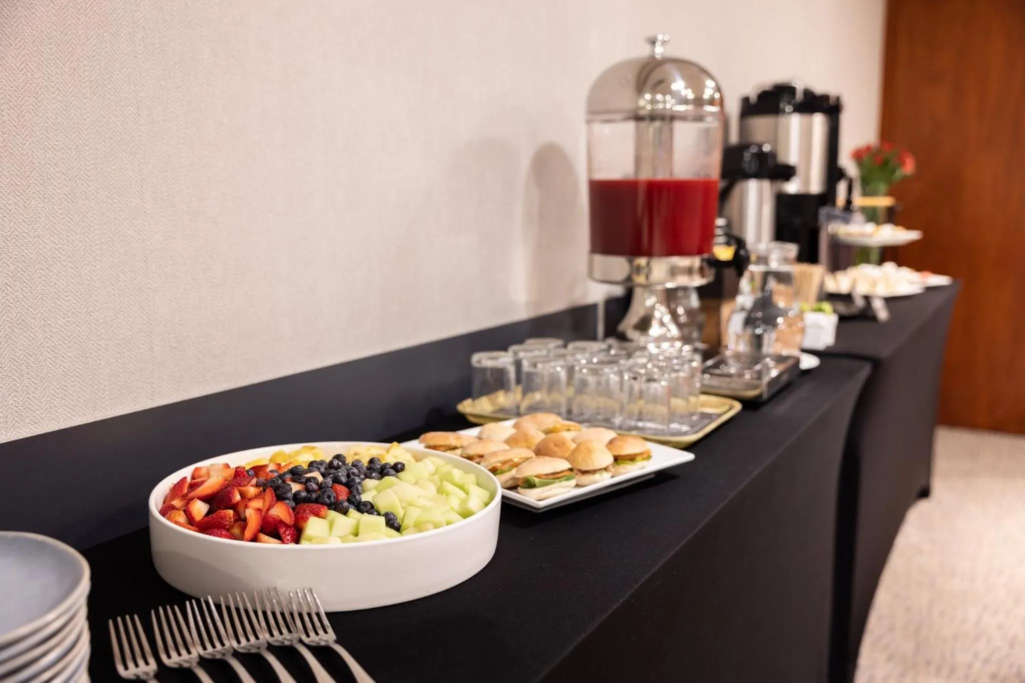 Meeting/conference room in Holiday Inn Express Santiago Las Condes by IHG