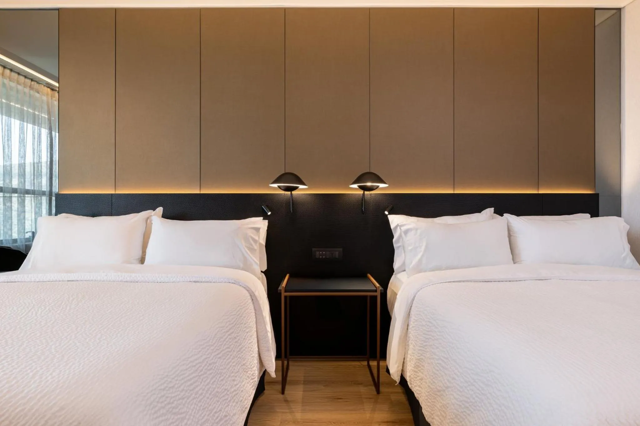 Photo of the whole room, Bed in Holiday Inn Express Santiago Las Condes by IHG