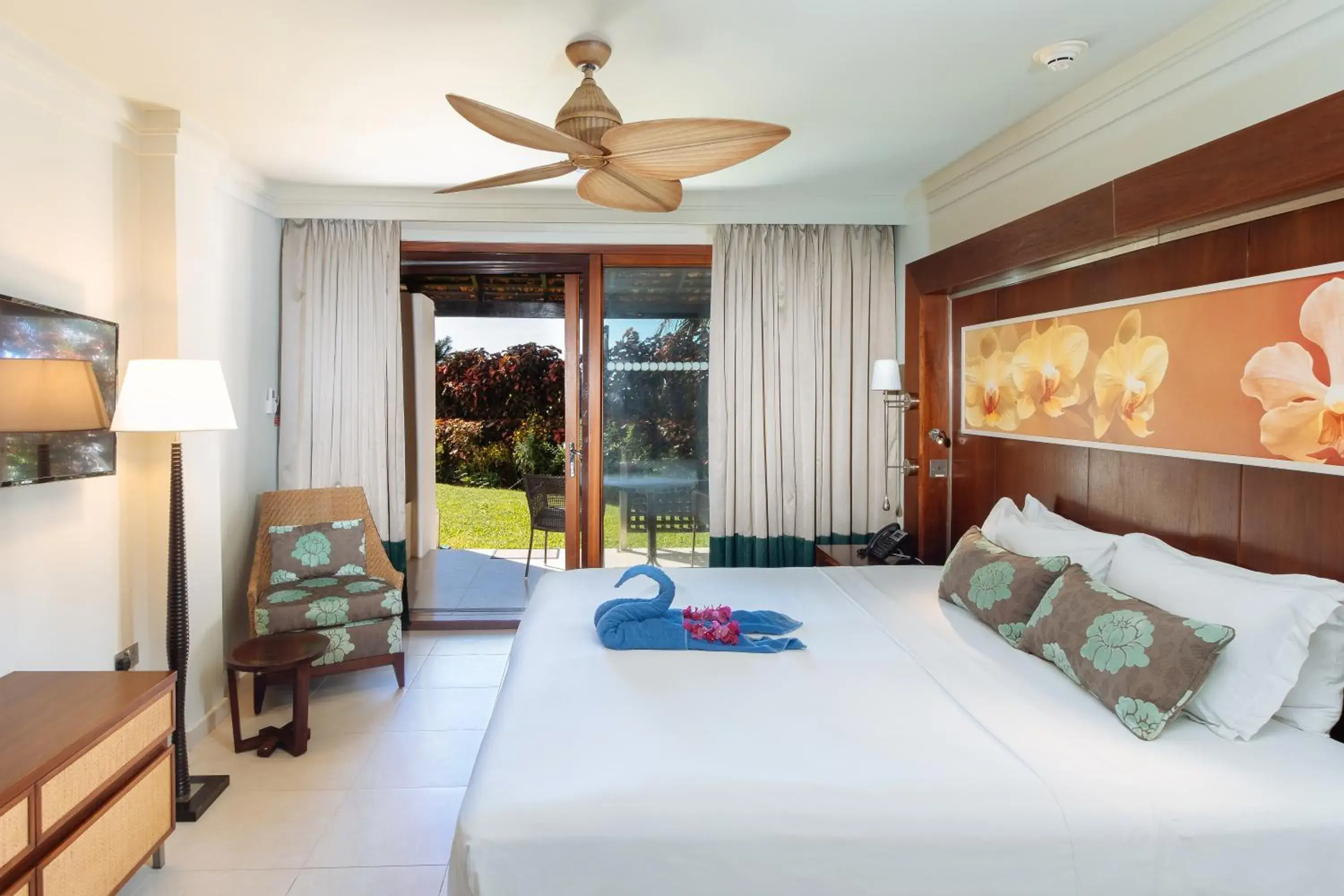 Bedroom, Bed in Bel Jou Adults Only - All Inclusive Bedroom, Bed in Bel Jou Adults Only - All Inclusive