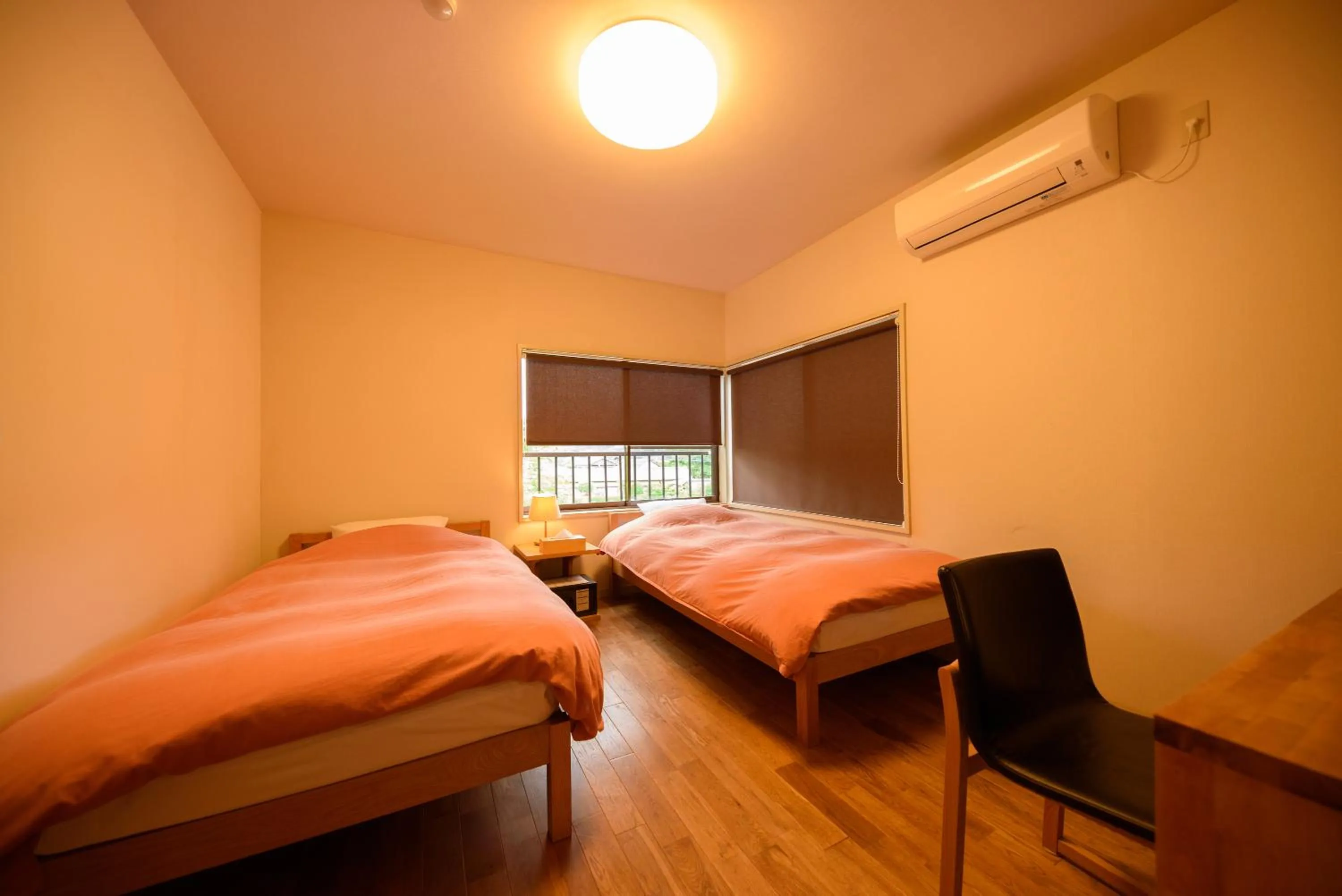 Photo of the whole room in Yufuin Iyotomi