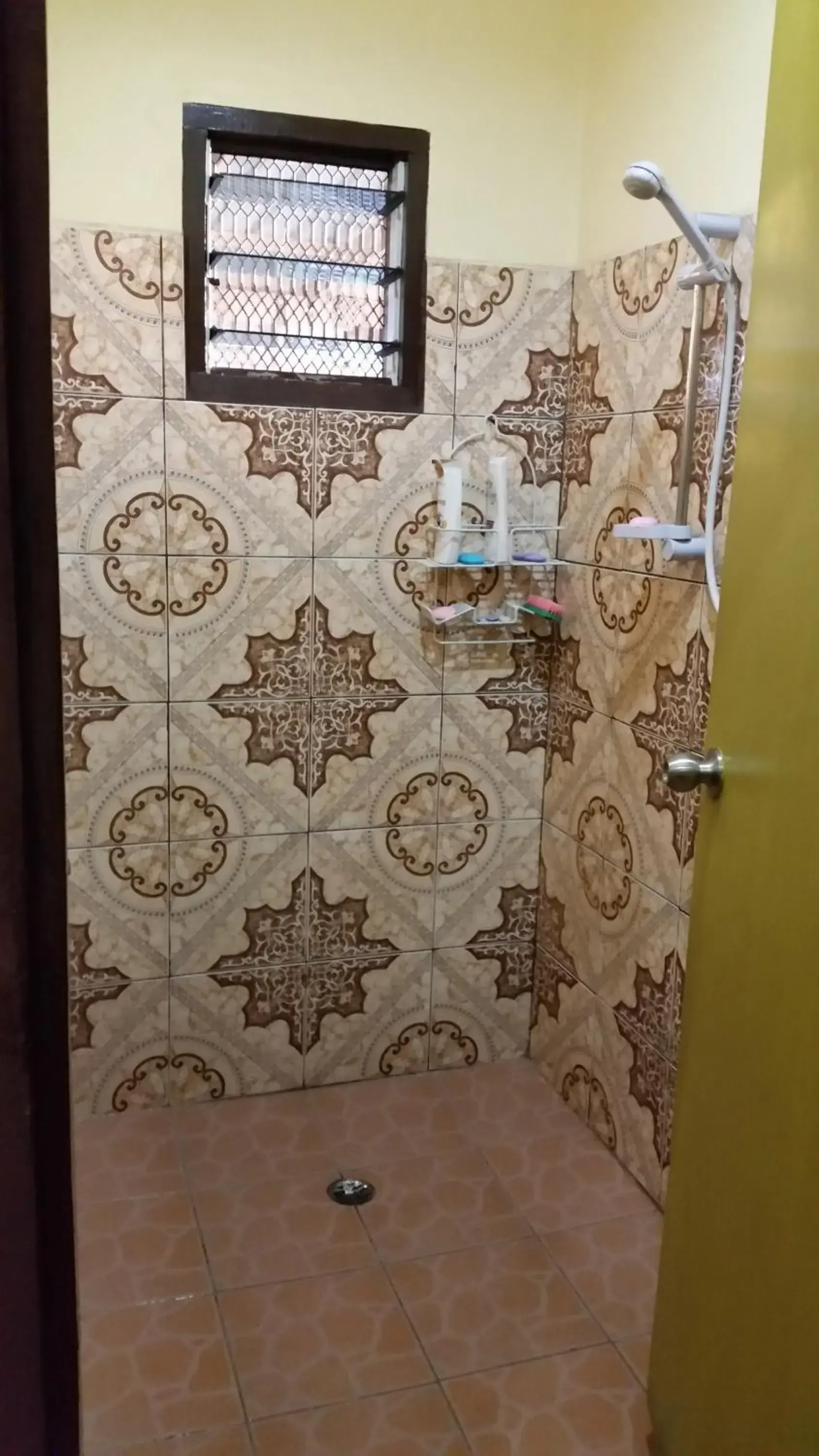 Bathroom in Westfield Homestay Fiji Bathroom in Westfield Homestay Fiji