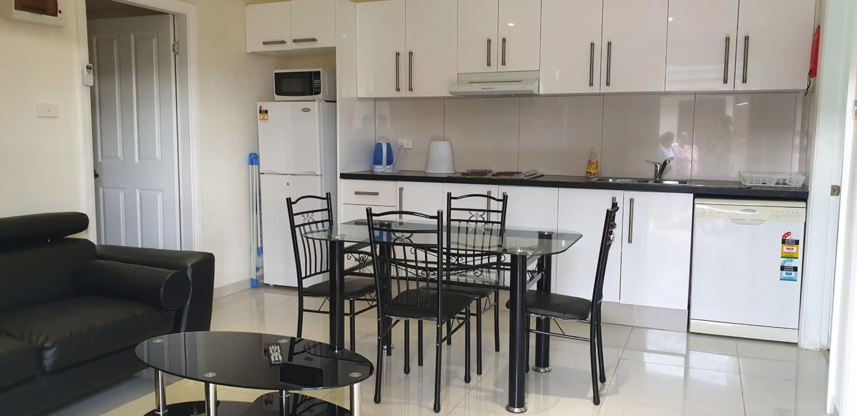 Kitchen or kitchenette in Westfield Homestay Fiji