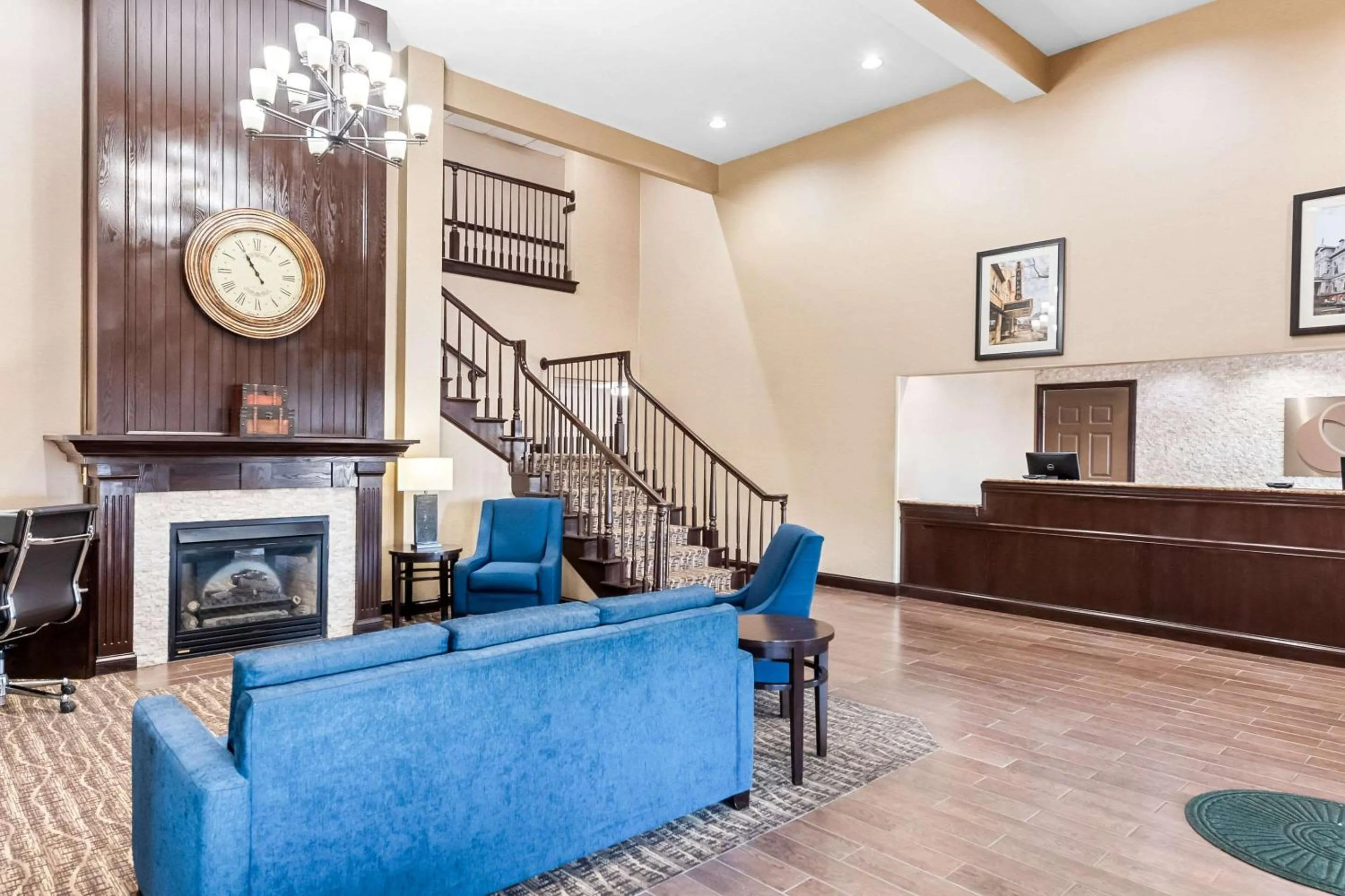 Lobby or reception in Comfort Inn & Suites Heath - Newark South