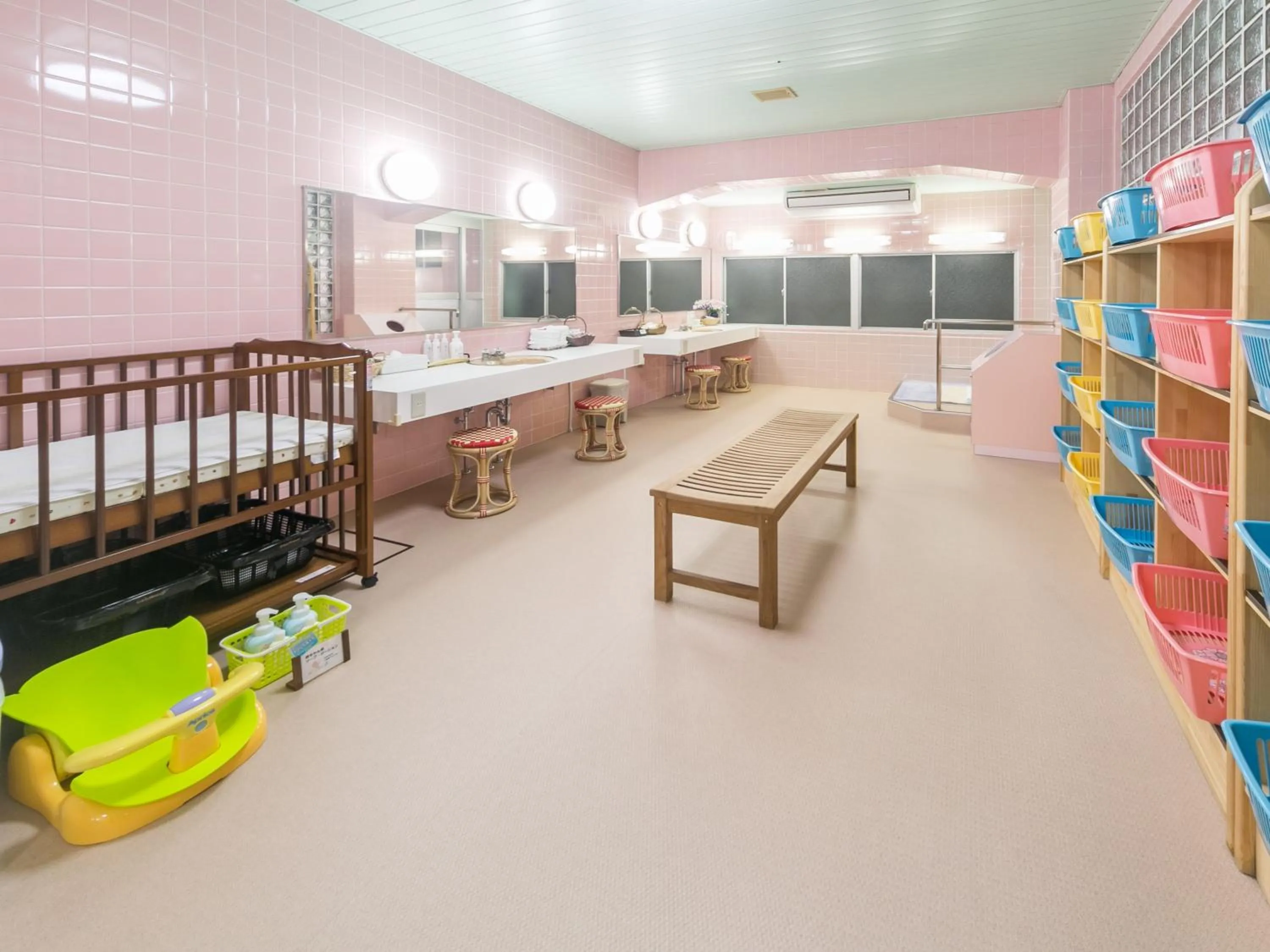 Spa and wellness centre/facilities in Riverside Hotel Shoei