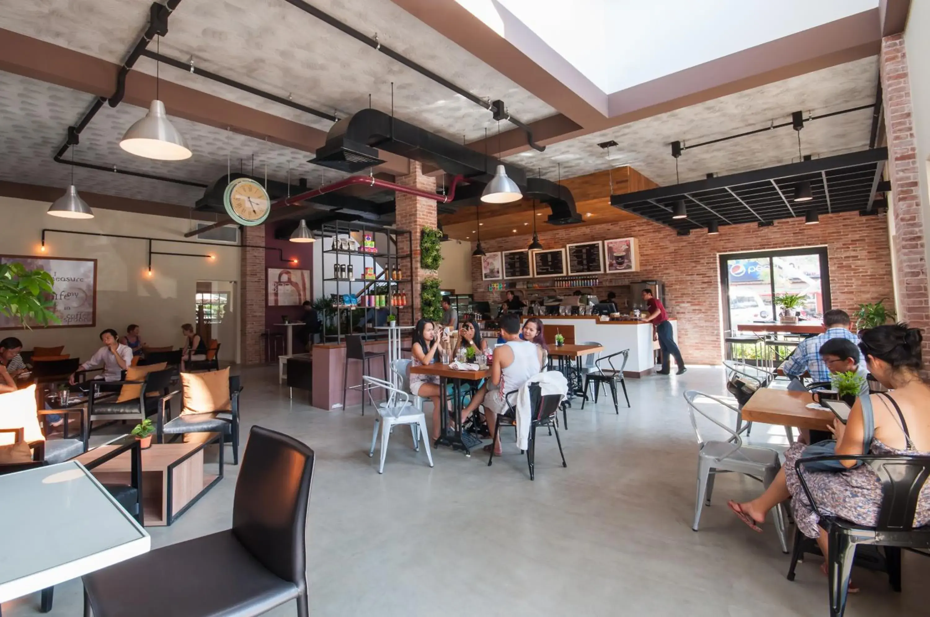 Restaurant/places to eat in The Privilege Boutique Restaurant/places to eat in The Privilege Boutique