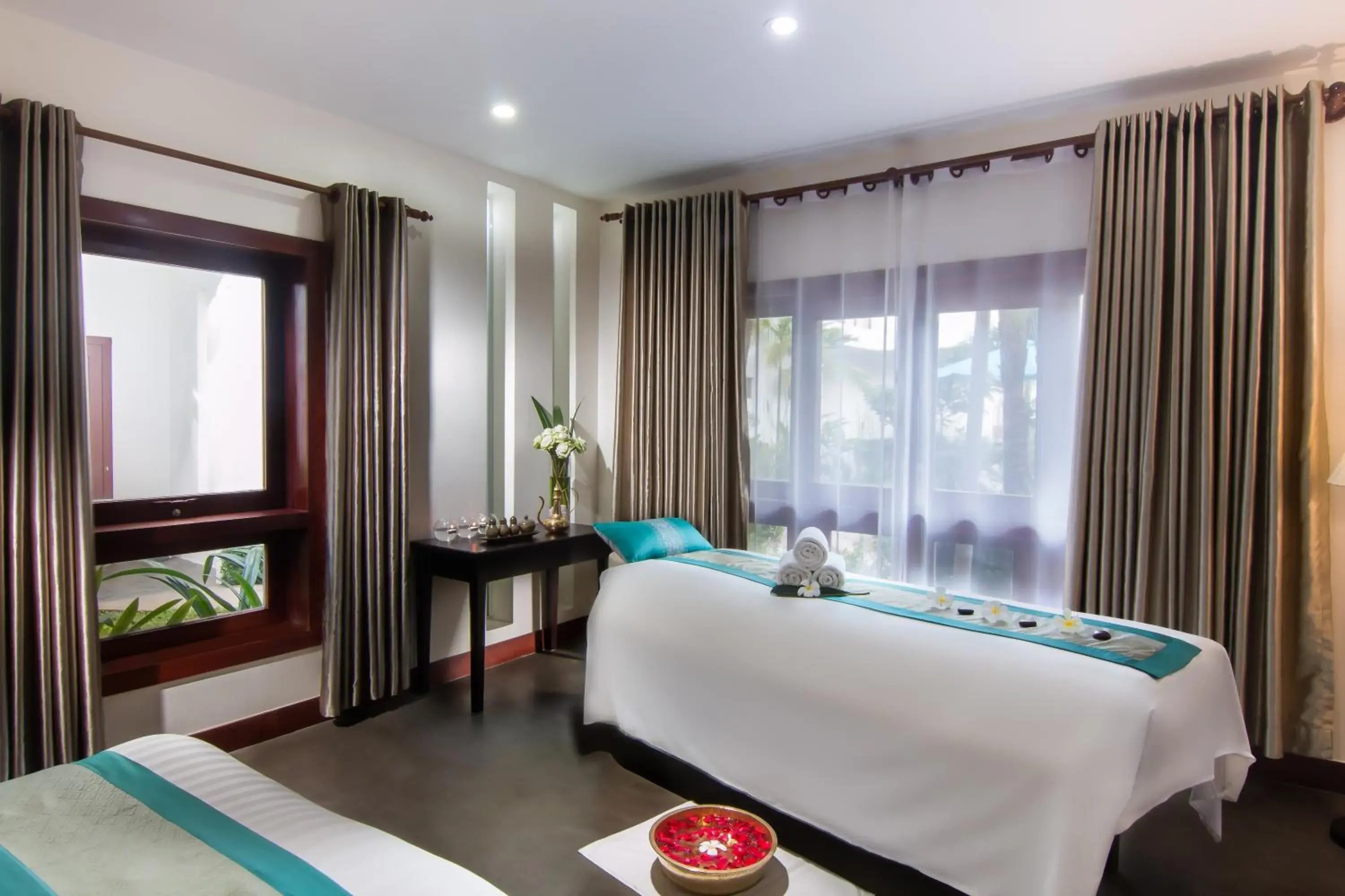 Day, Bed in The Privilege Boutique Day, Bed in The Privilege Boutique