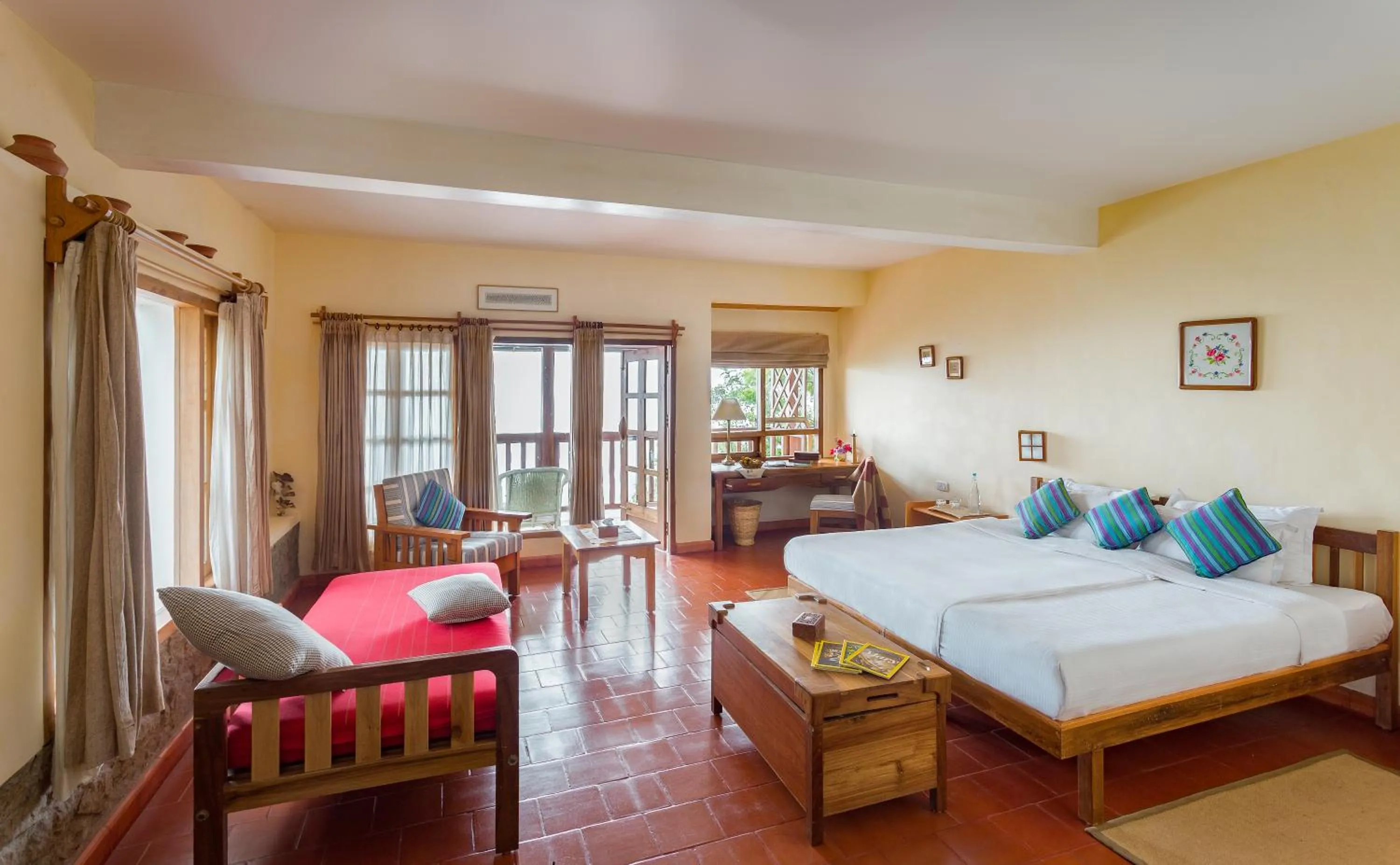 Photo of the whole room, Bed in Windermere Estate