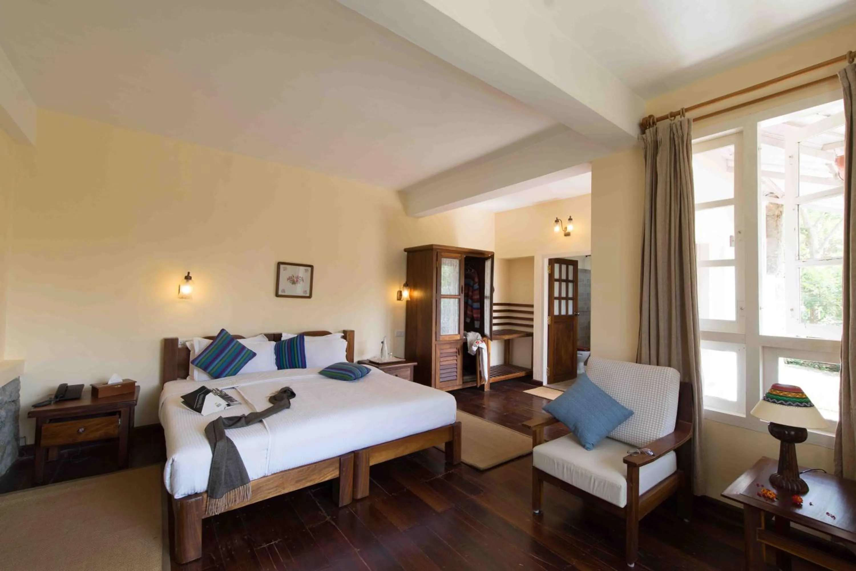 Bed in Windermere Estate