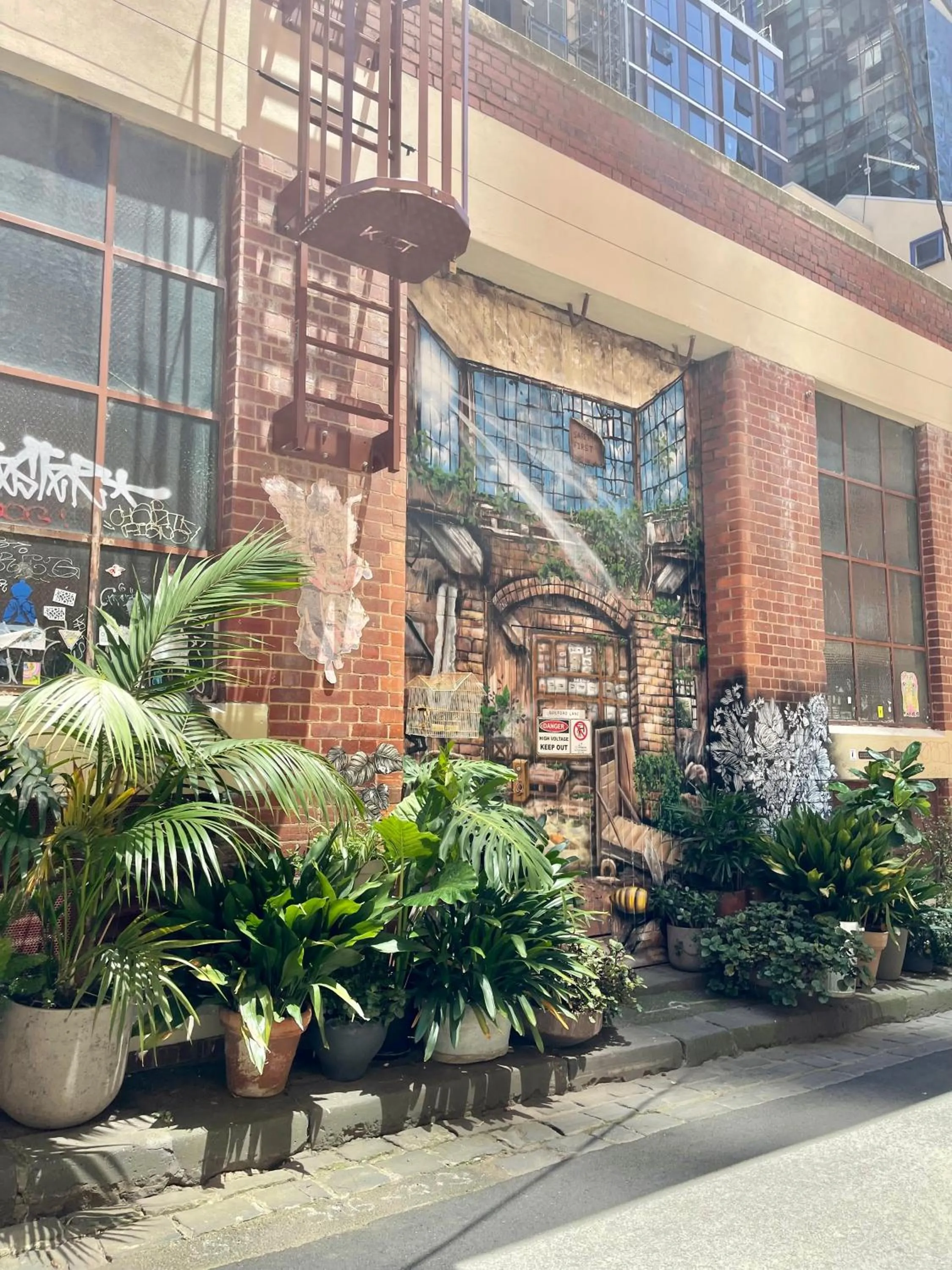 Text overlay in Europa Melbourne