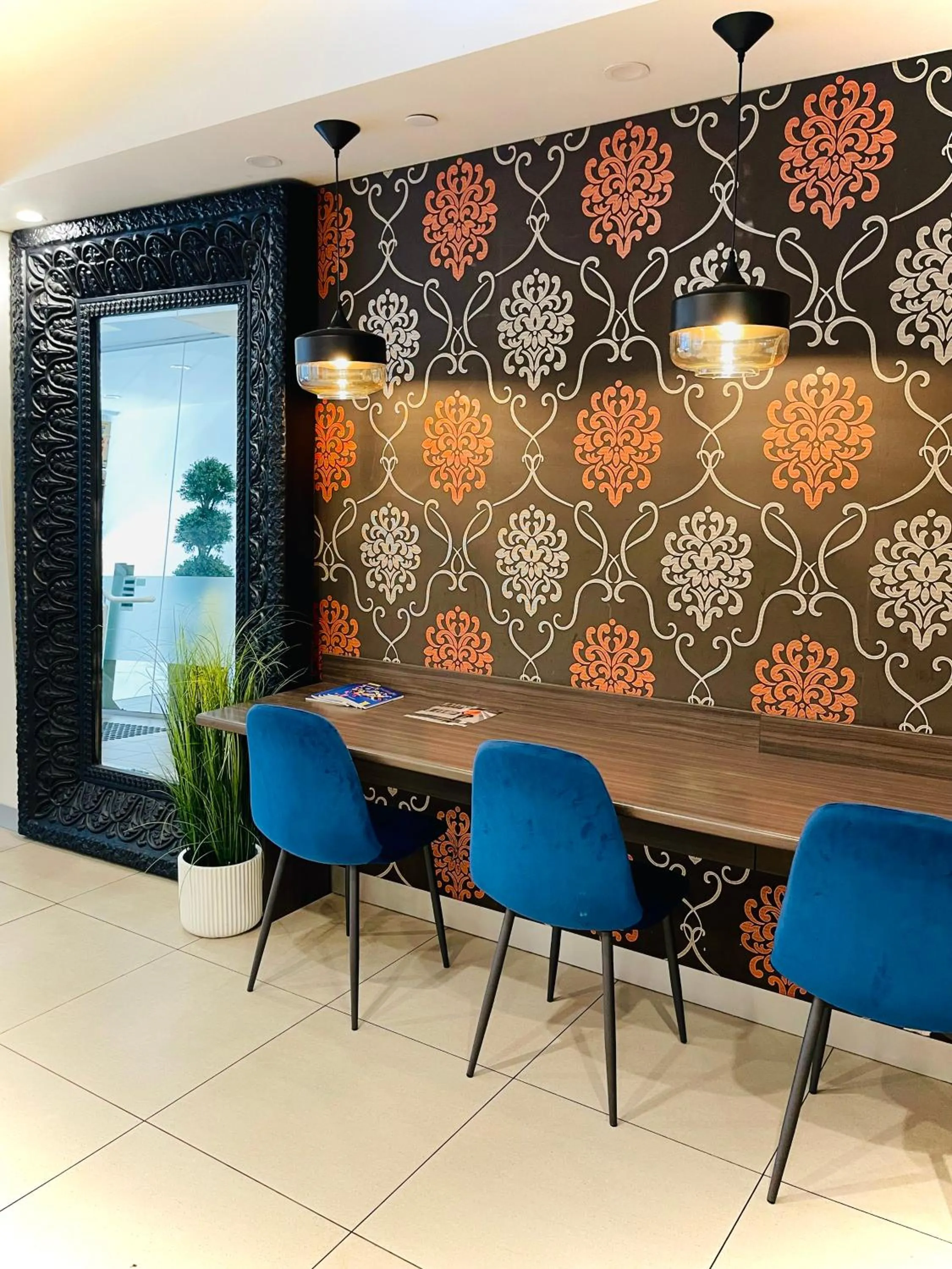 Lobby or reception in Europa Melbourne