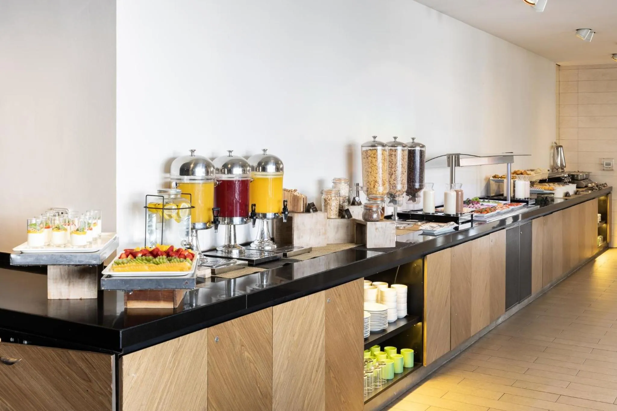 Breakfast in Holiday Inn Santiago - Airport Terminal by IHG