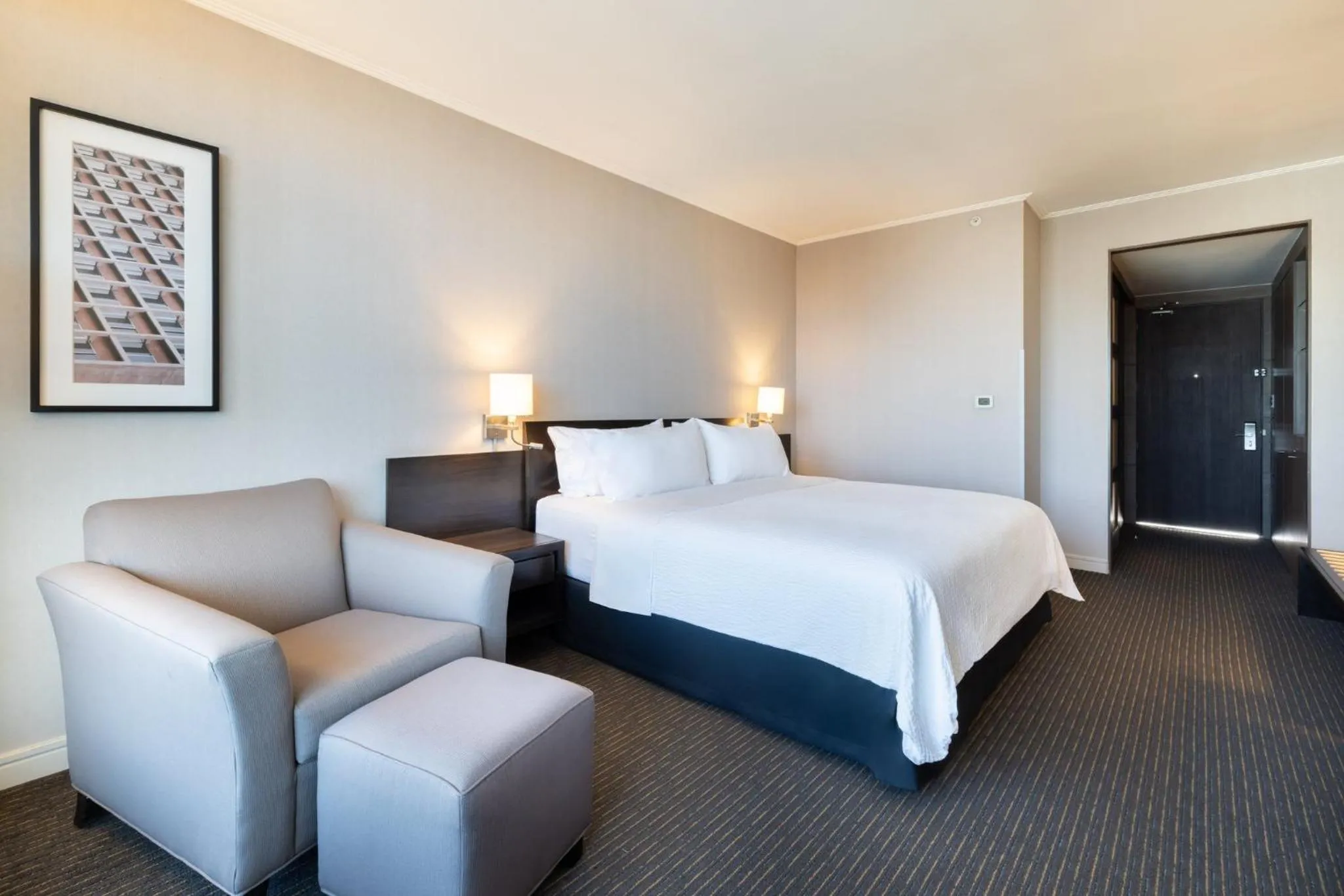 Photo of the whole room, Bed in Holiday Inn Santiago - Airport Terminal by IHG