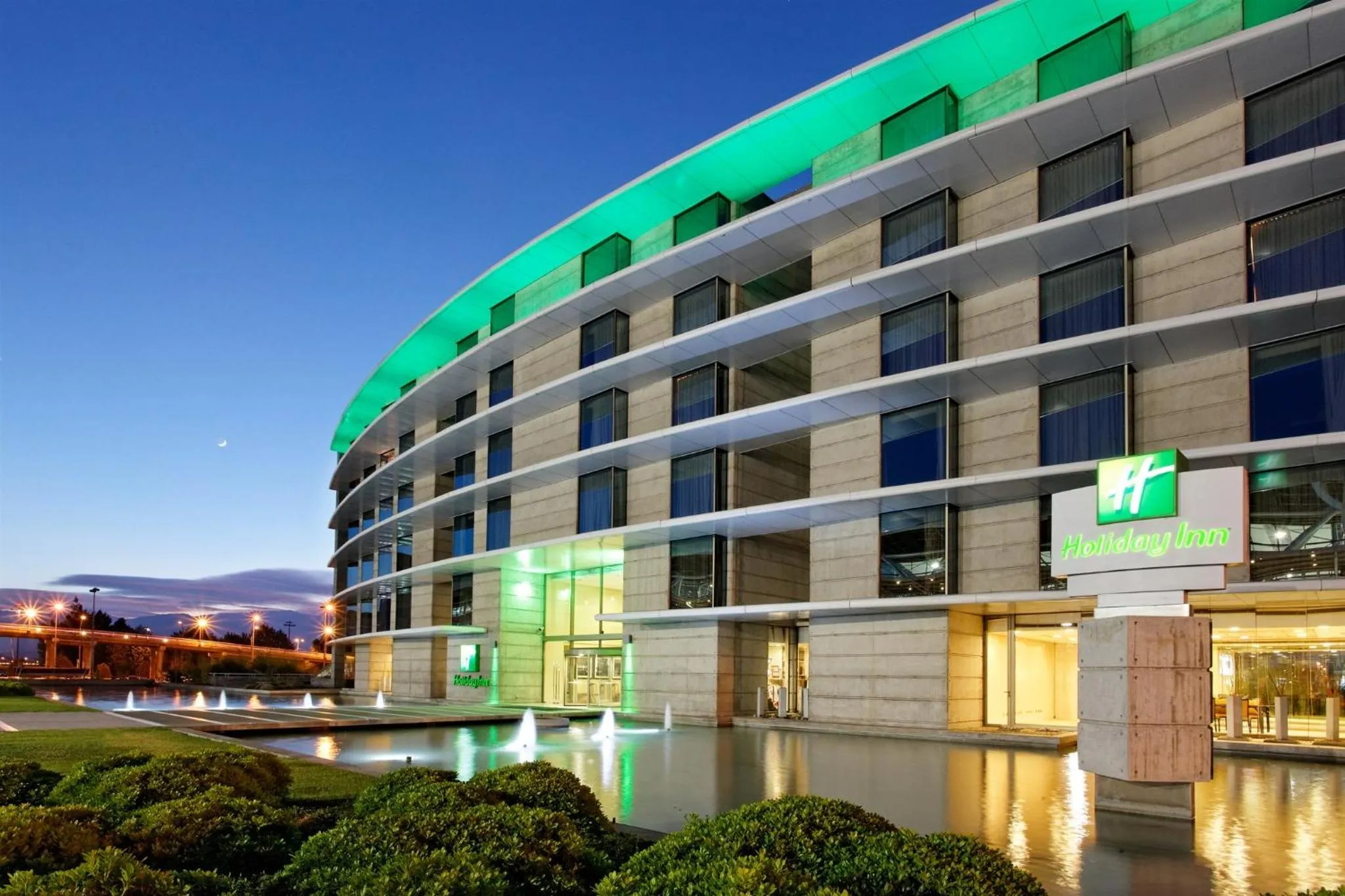 Property building in Holiday Inn Santiago - Airport Terminal by IHG