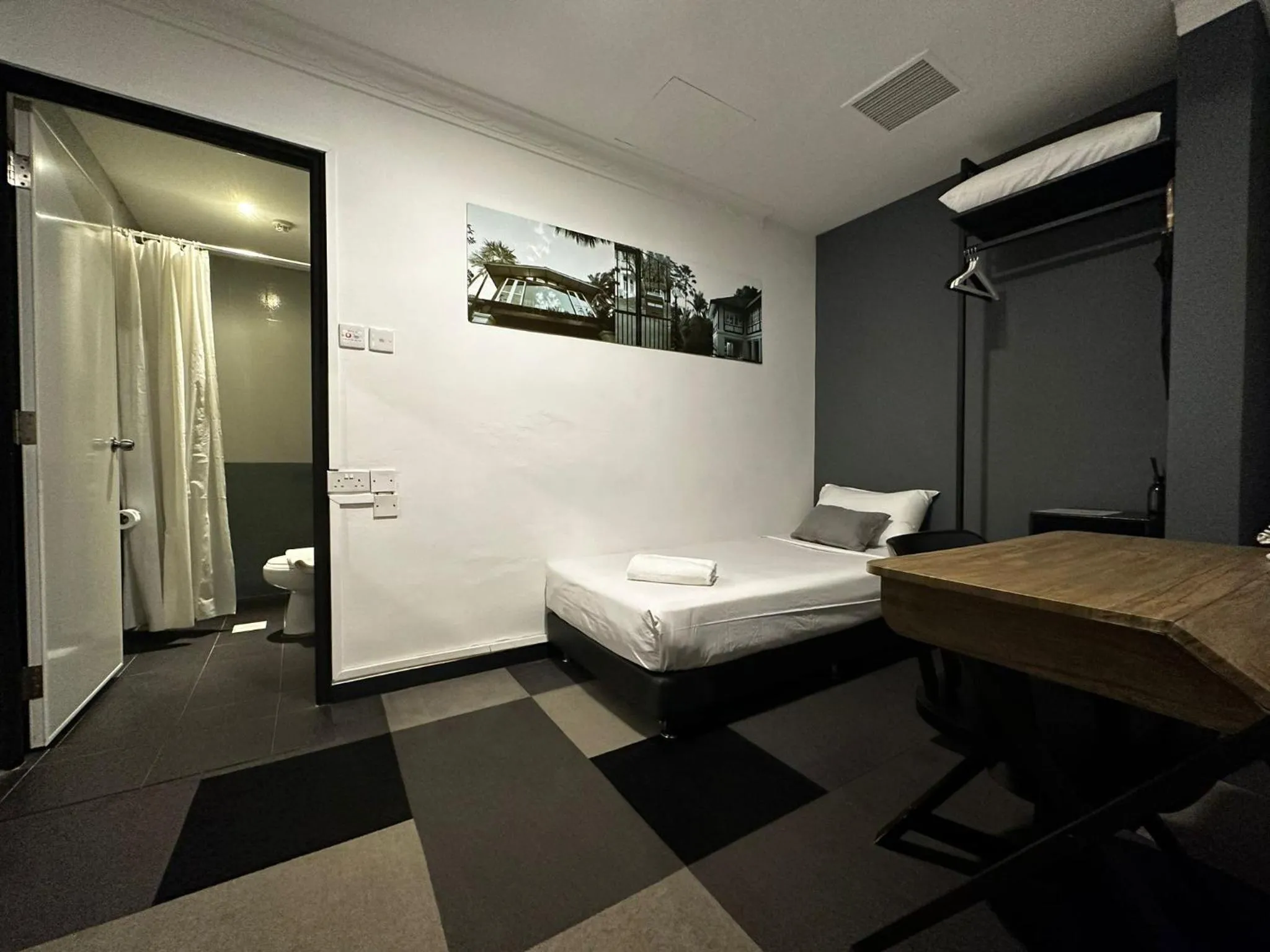 Bedroom, Bed in Check-Inn at Little India