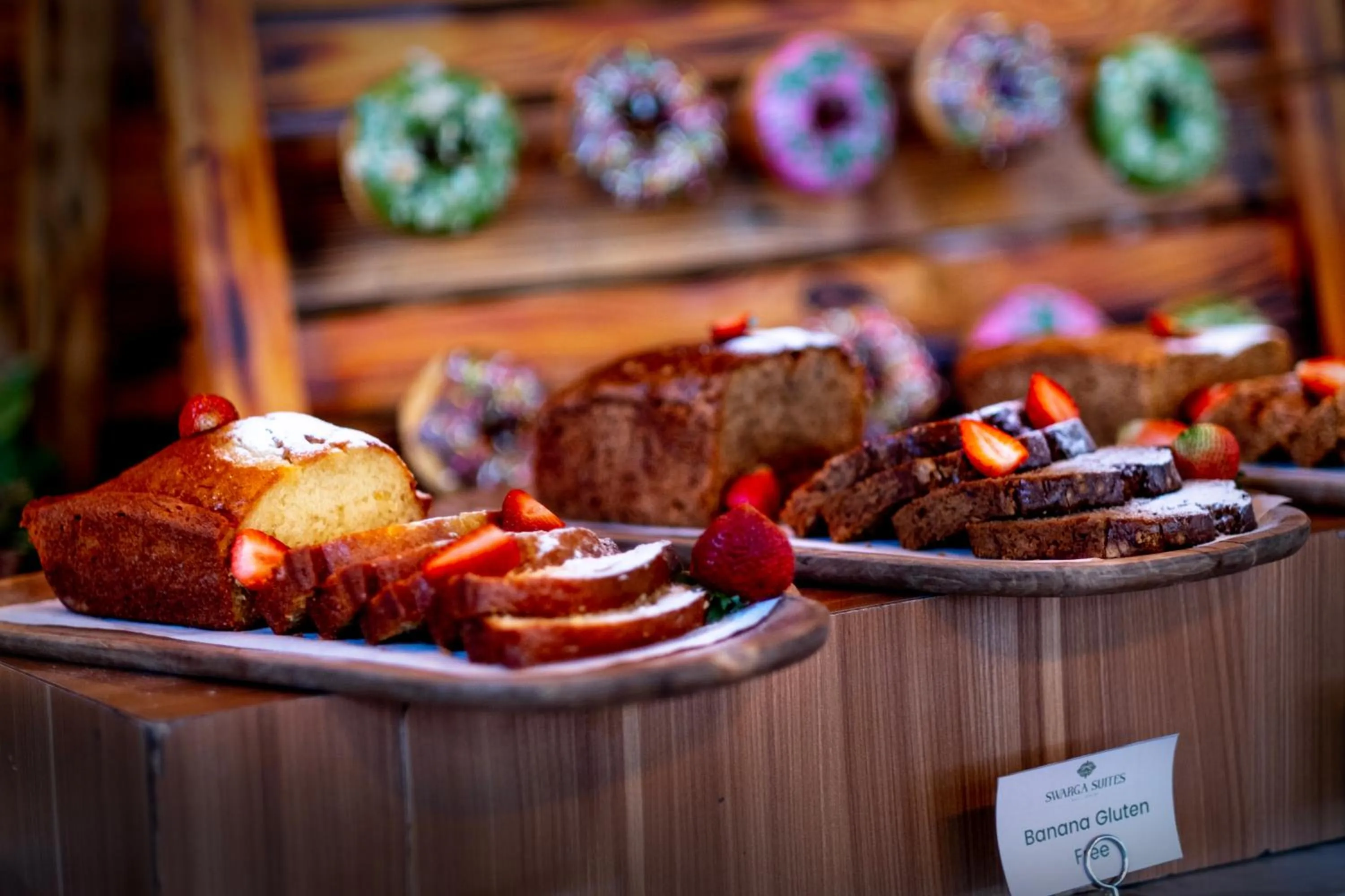 Restaurant/places to eat in Swarga Suites Bali Berawa, Marclan Collection