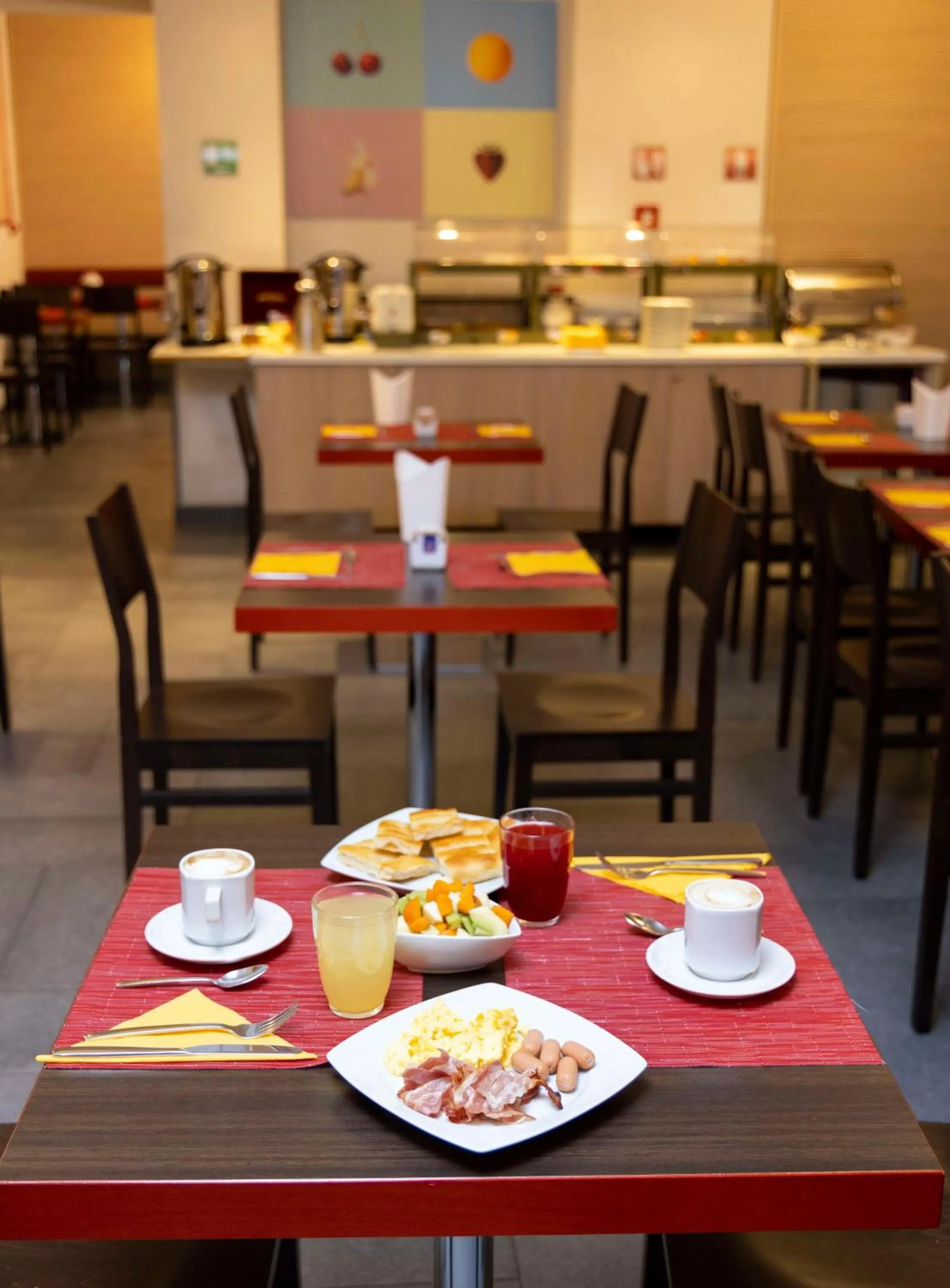 Breakfast in Best Western Porto Antico