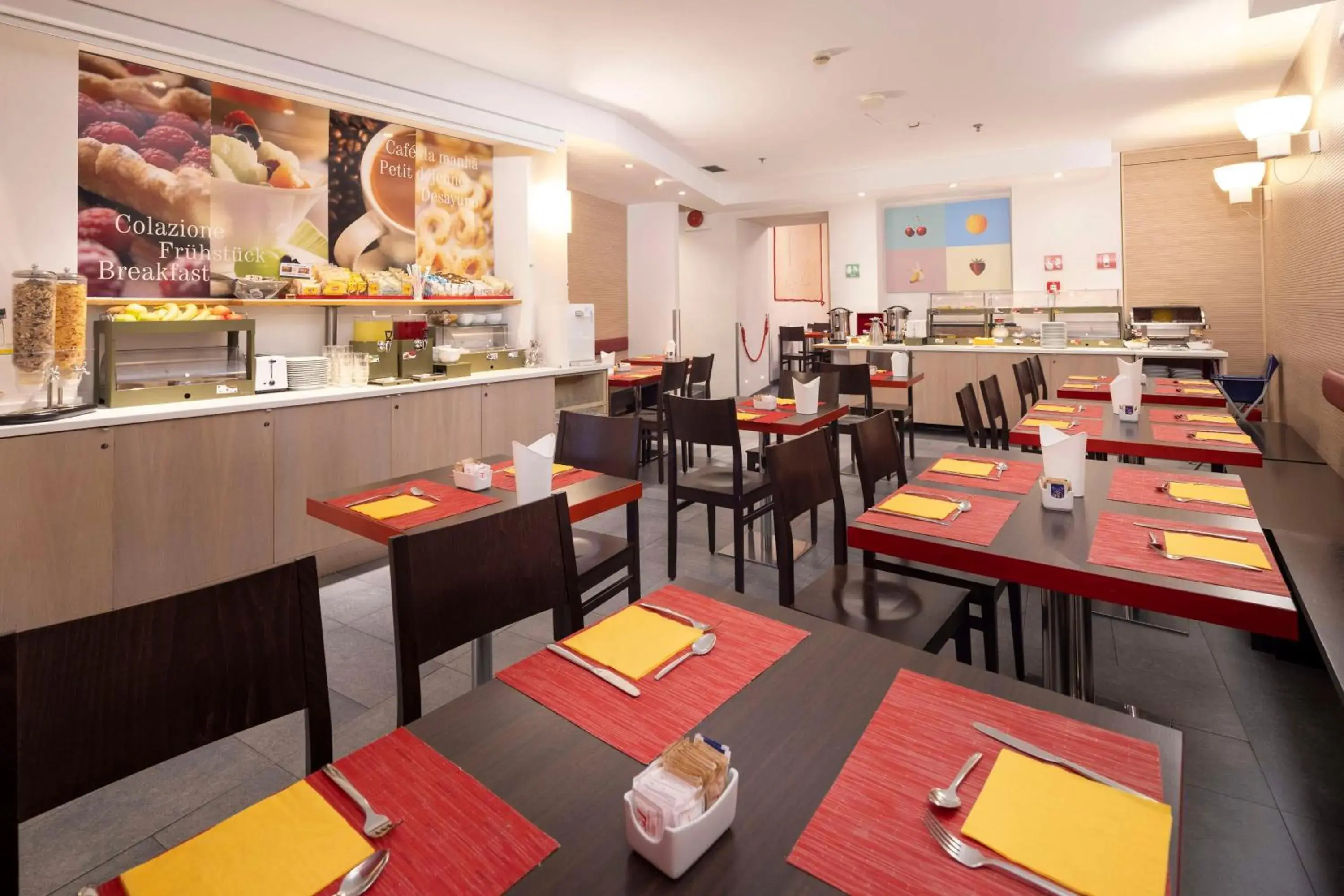 Breakfast in Best Western Porto Antico Breakfast in Best Western Porto Antico