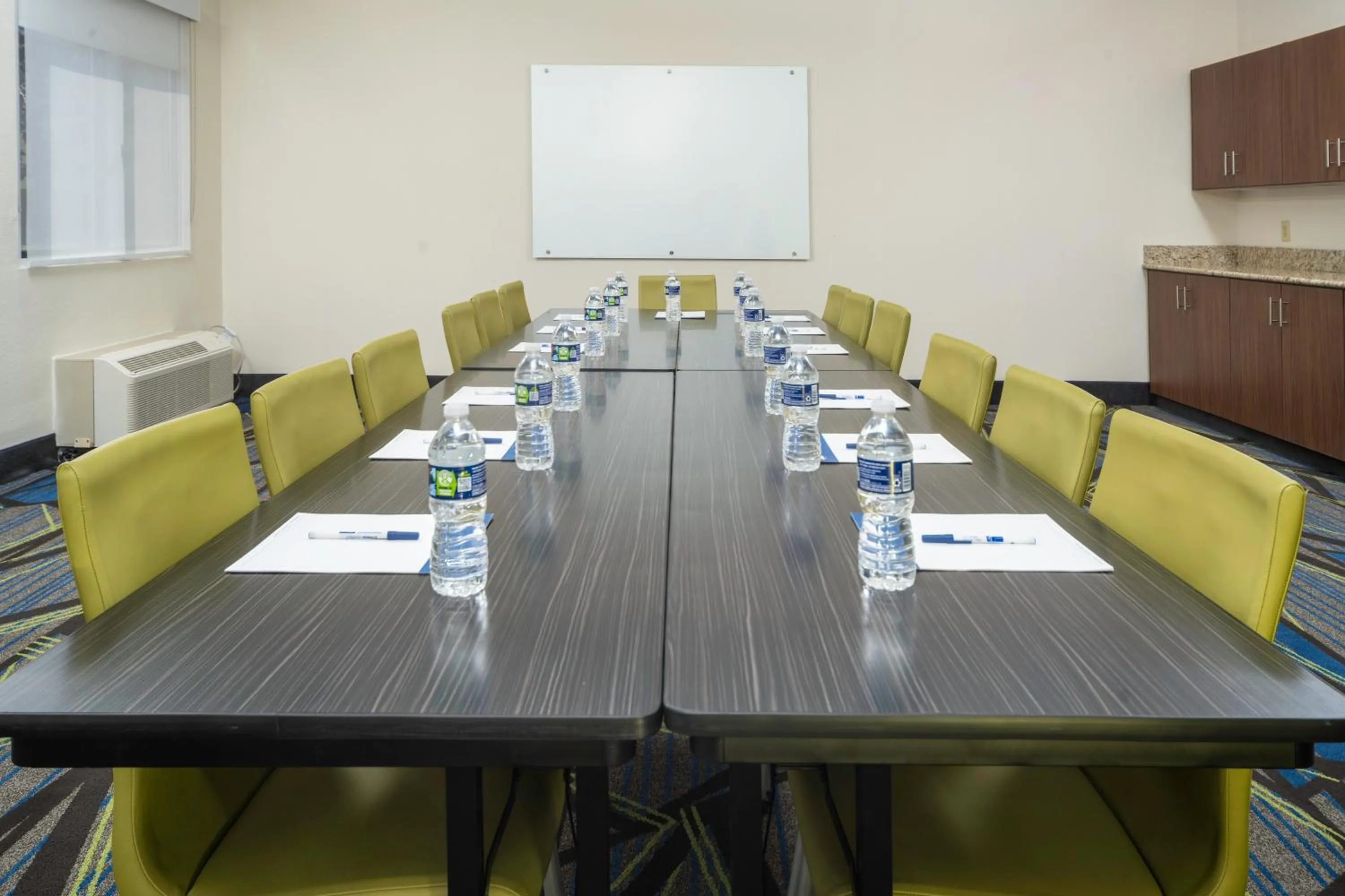 Meeting/conference room in Holiday Inn Express Clayton Southeast Raleigh by IHG