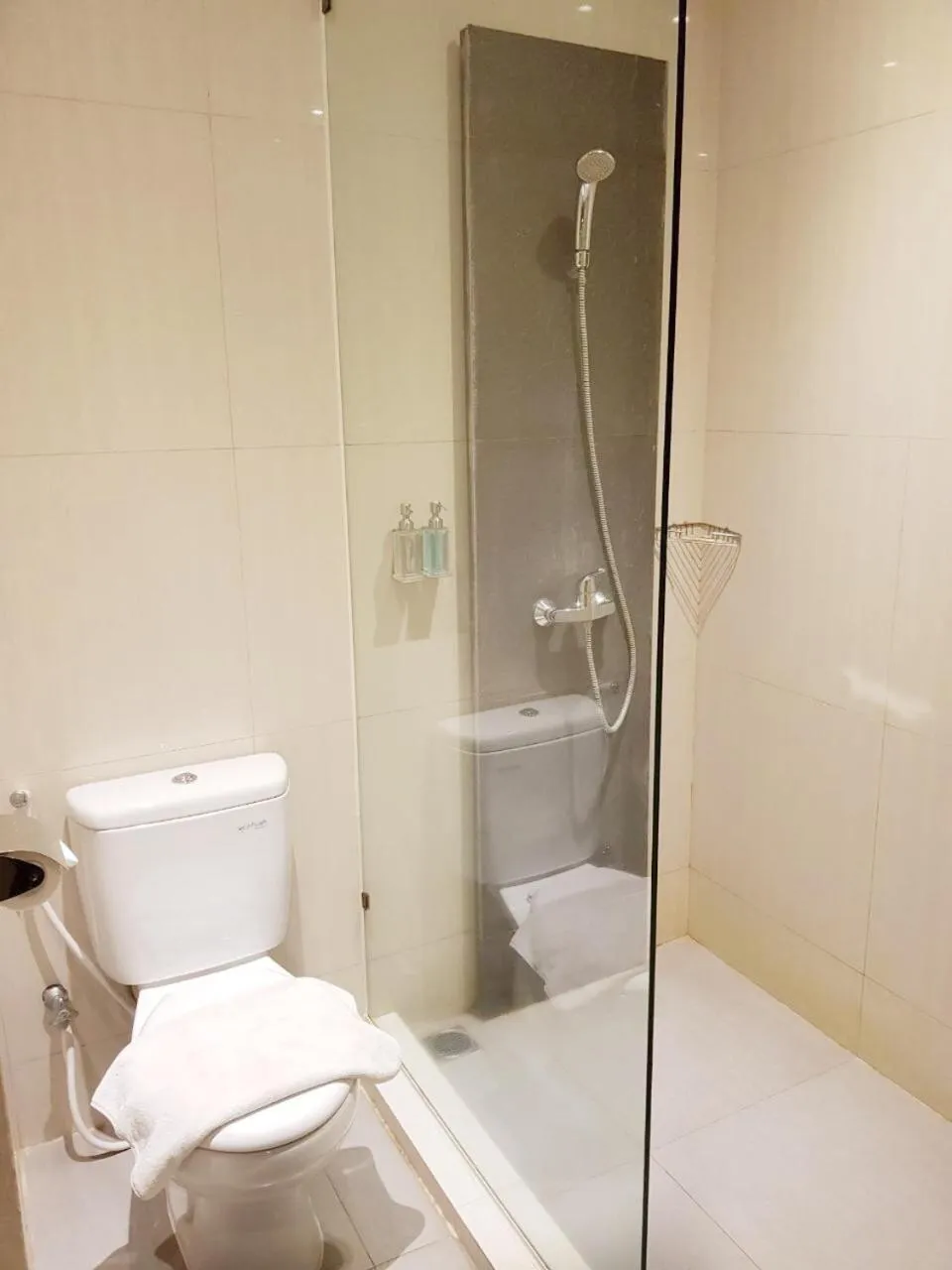 Shower in Bromo Park Hotel Probolinggo